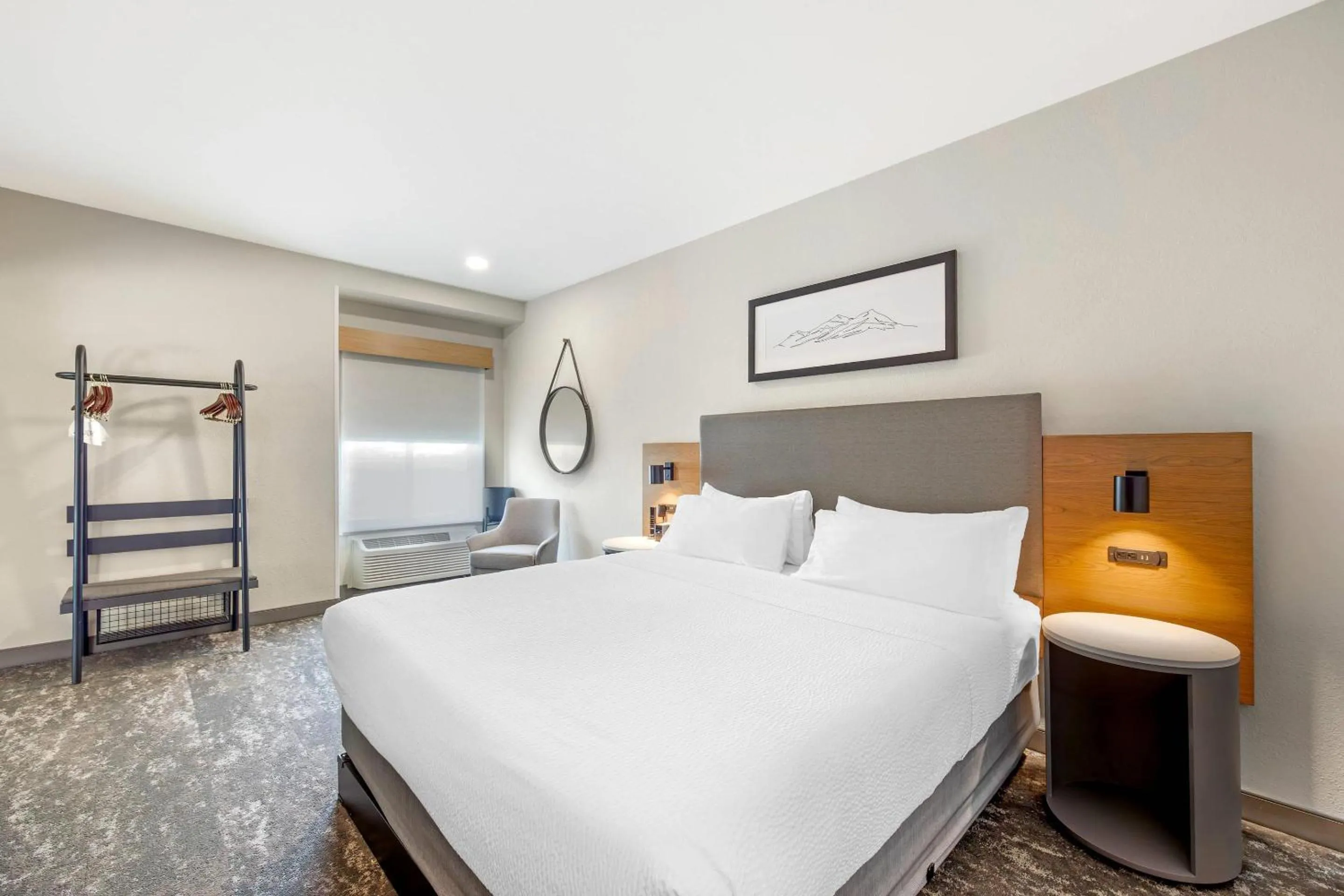 Bedroom, Bed in Kiota Inn & Event Center Sutter Creek, an Ascend Collection Hotel