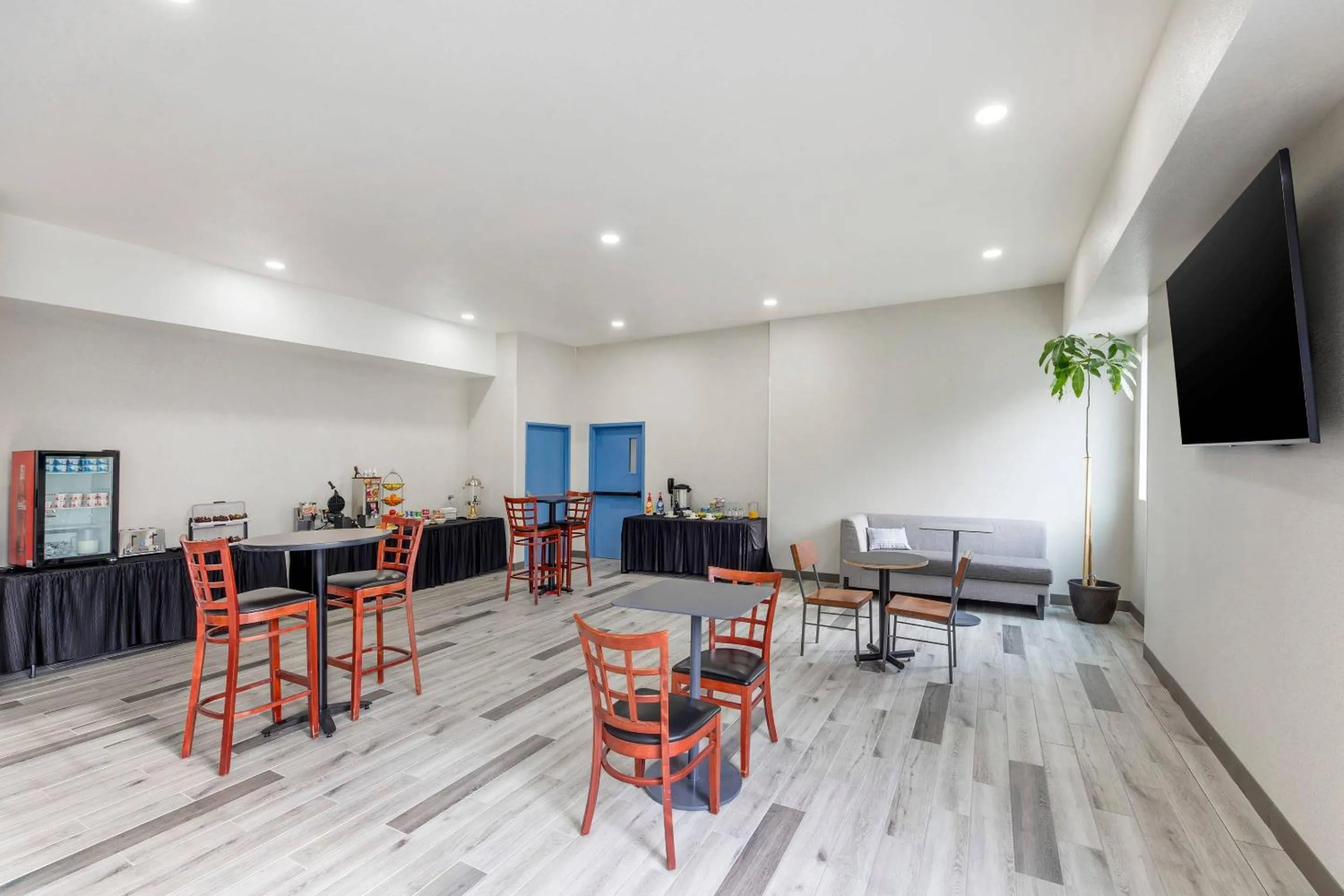 Breakfast in Kiota Inn & Event Center Sutter Creek, an Ascend Collection Hotel