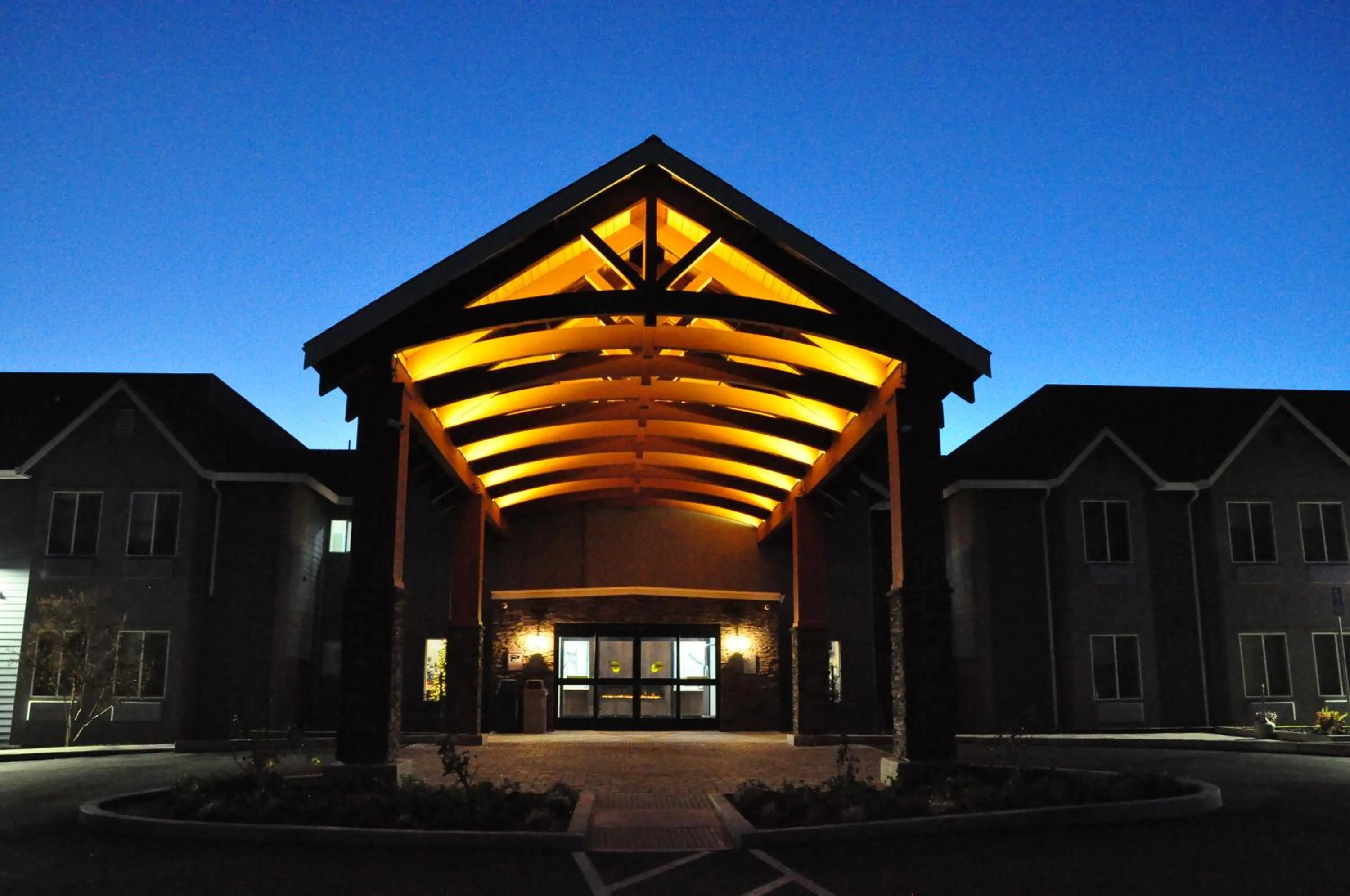 Property building in Kiota Inn & Event Center Sutter Creek, an Ascend Collection Hotel
