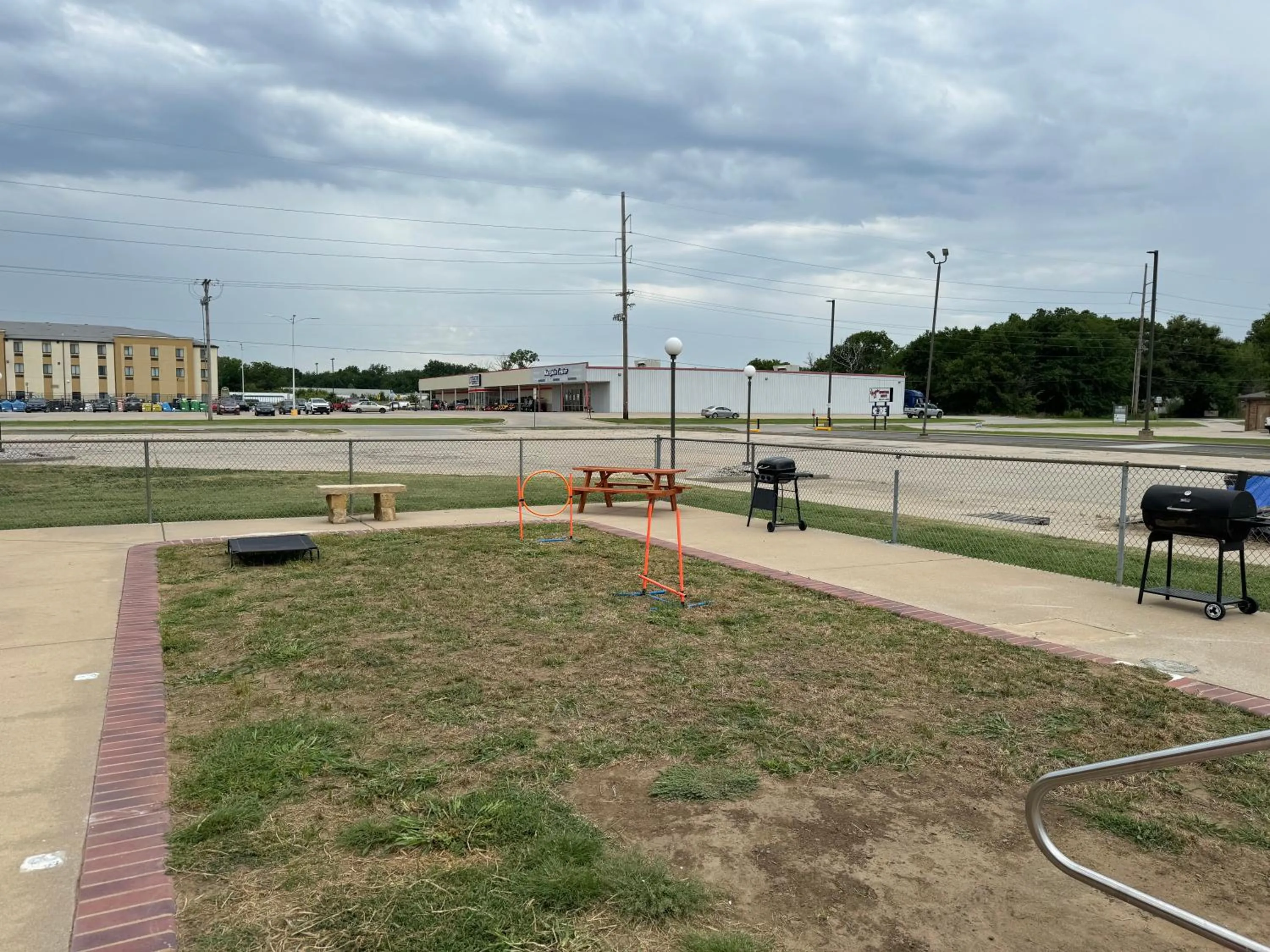 Super 8 by Wyndham Independence KS