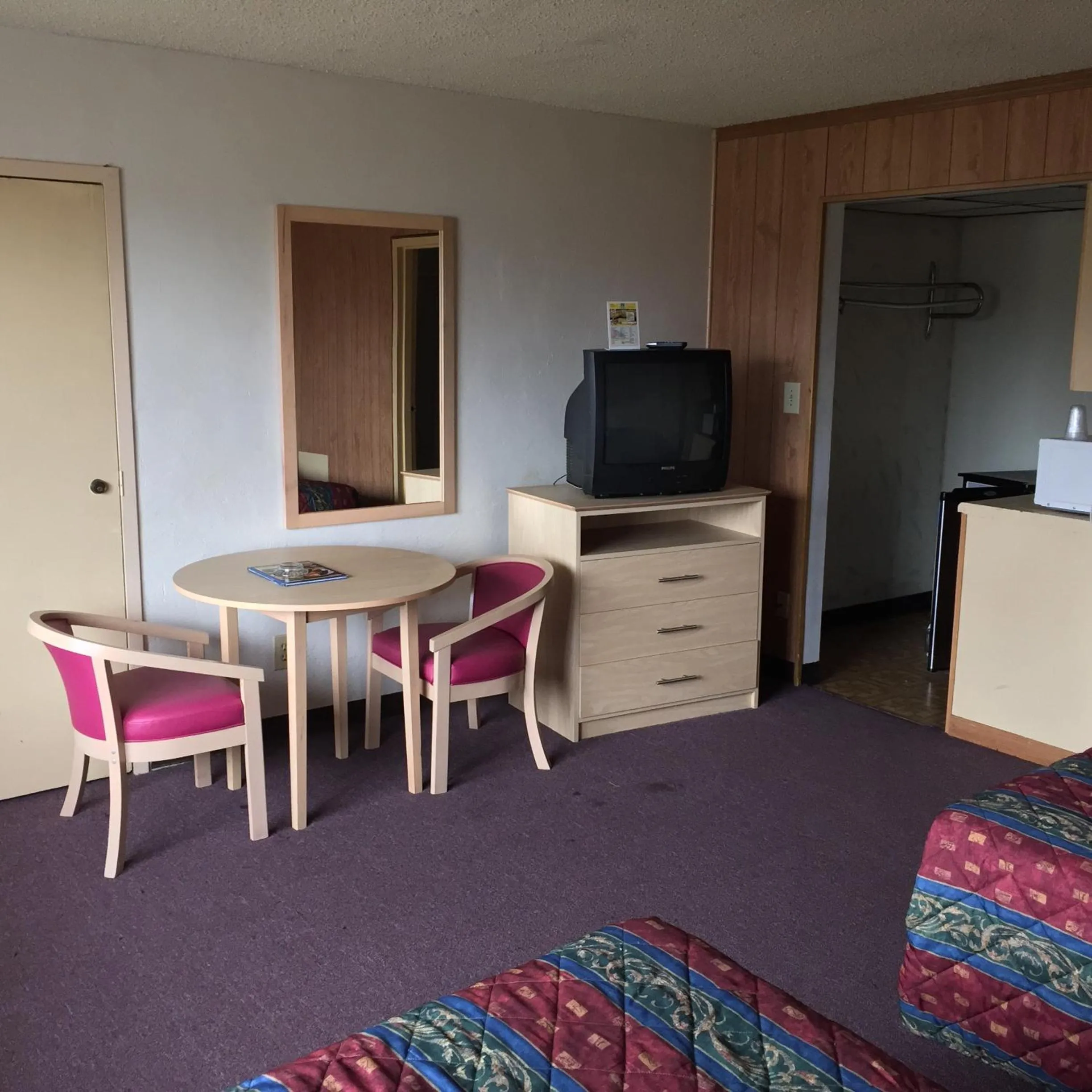 Dining area in MacThrift Motor Inn