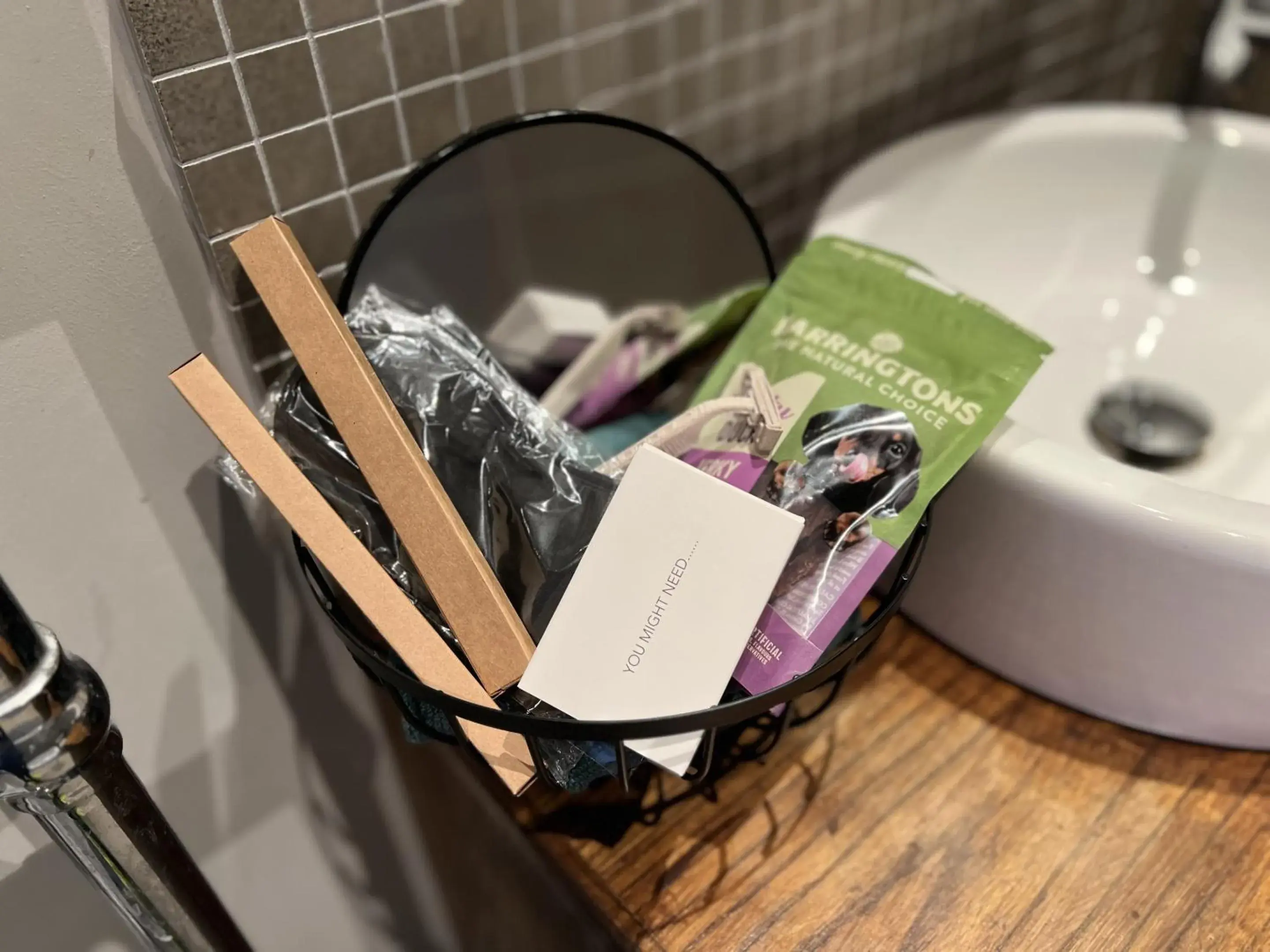 Bedroom in Devonshire Arms Bedroom in Devonshire Arms