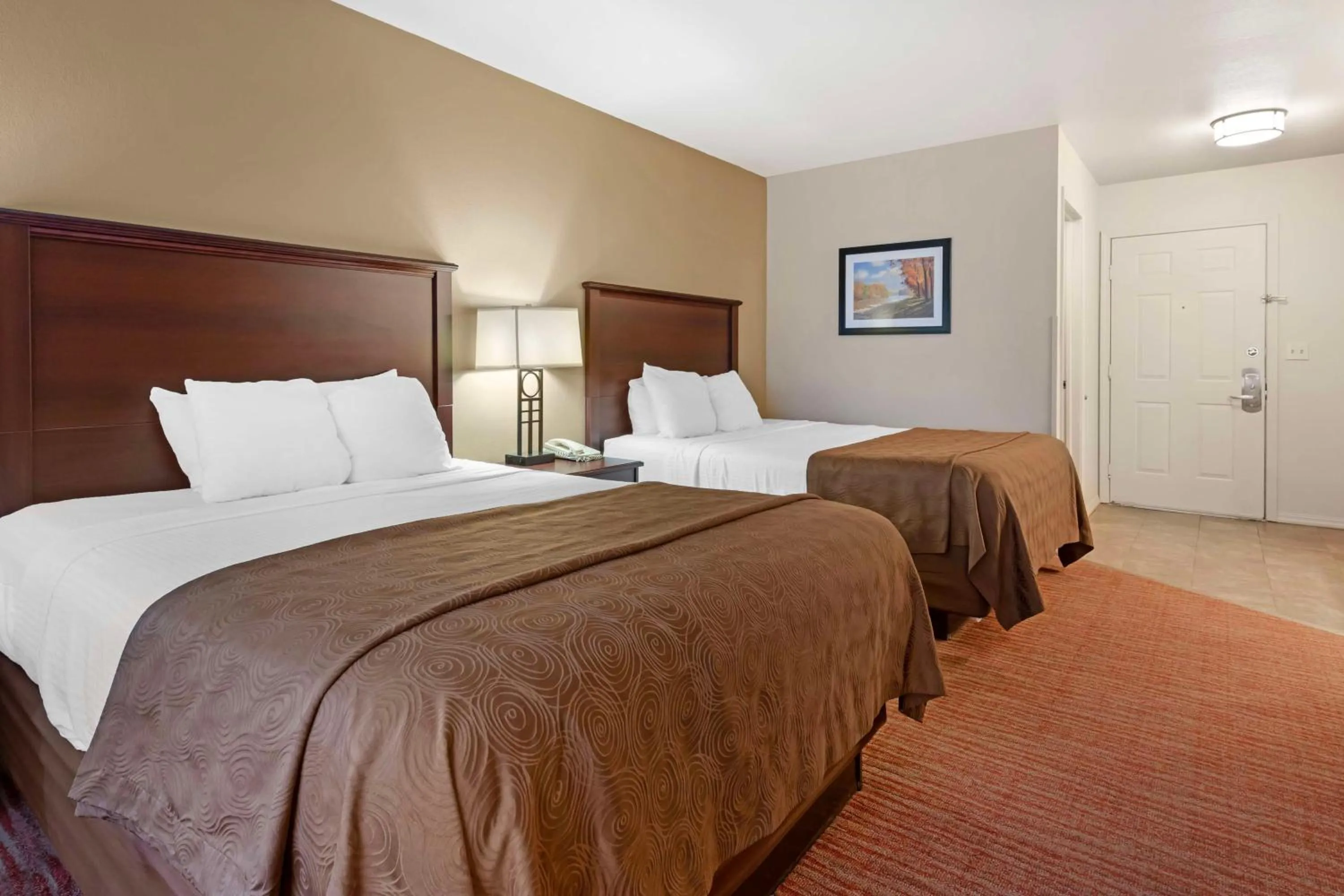 Bedroom, Bed in Best Western Plus Concord Inn