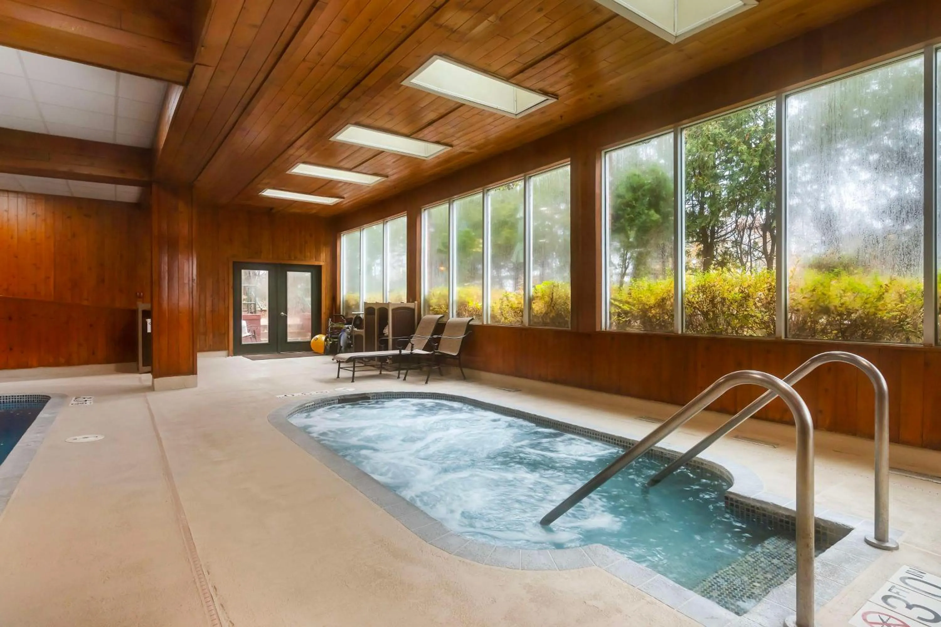 Pool view in Best Western Plus Concord Inn