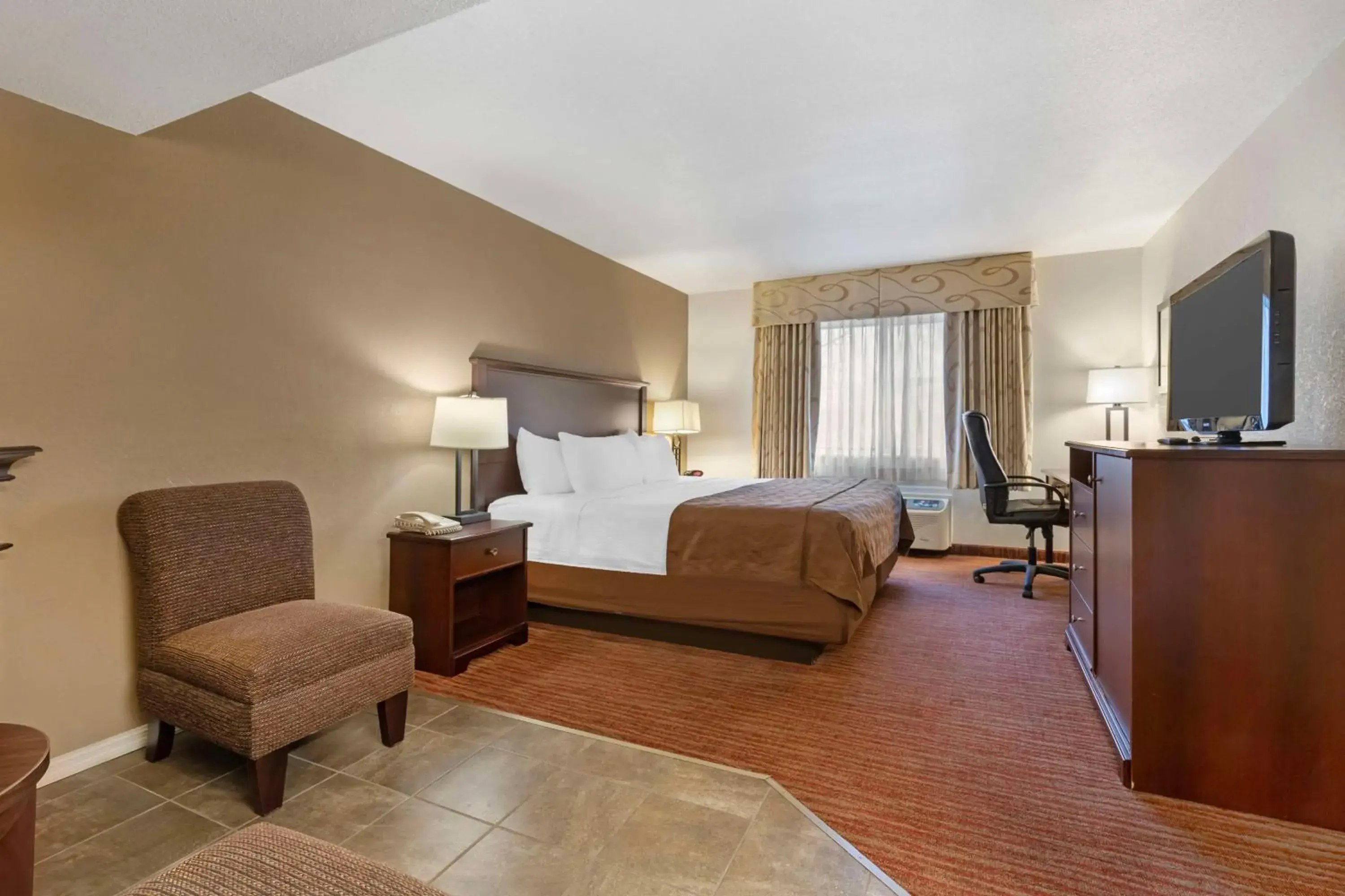 Bedroom, Bed in Best Western Plus Concord Inn Bedroom, Bed in Best Western Plus Concord Inn