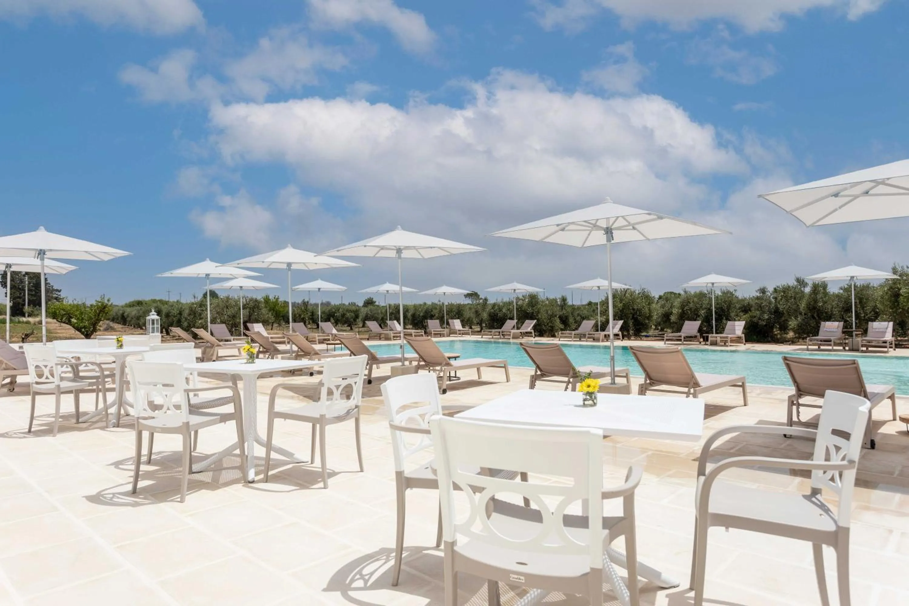 Pool view in Palummare - Agri Hotel Relais