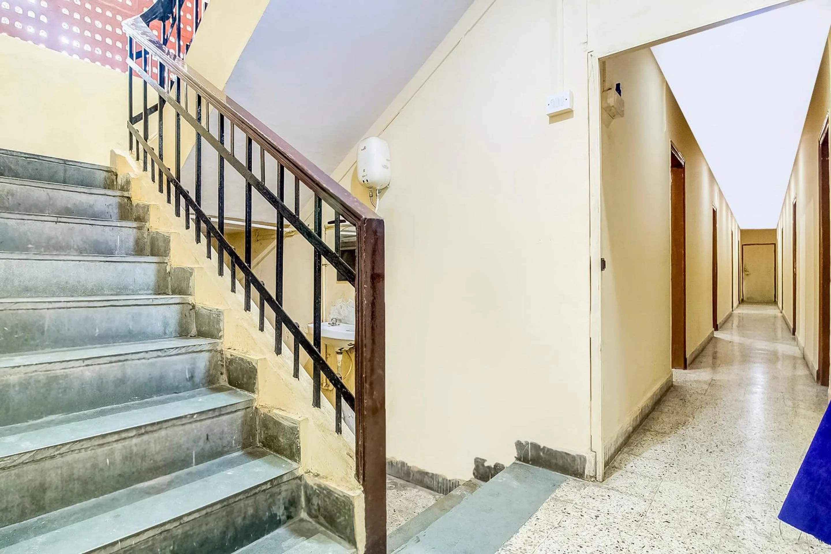 Hotel O New Ushakal Lodging & Boarding