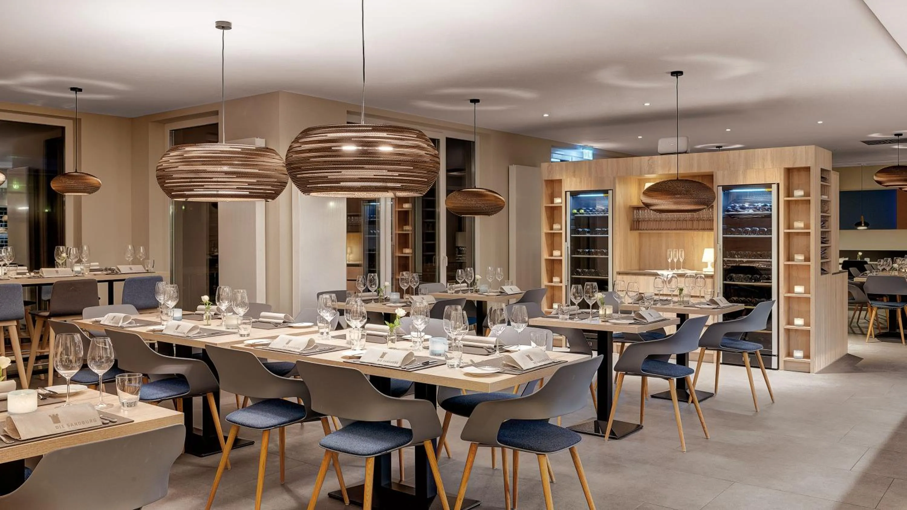 Restaurant/places to eat in Die Sandburg