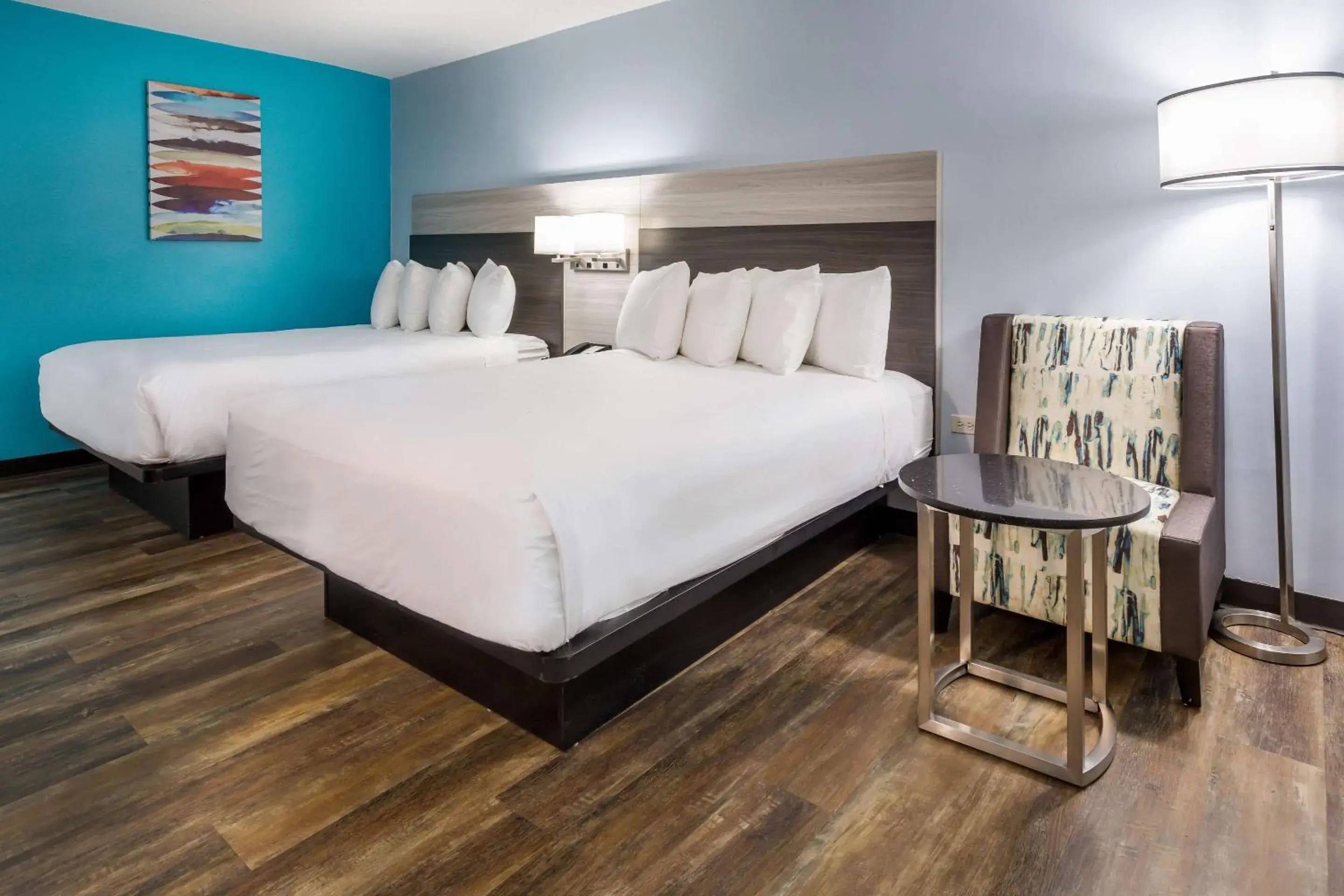 Photo of the whole room in Rodeway Inn Anderson Photo of the whole room in Rodeway Inn Anderson