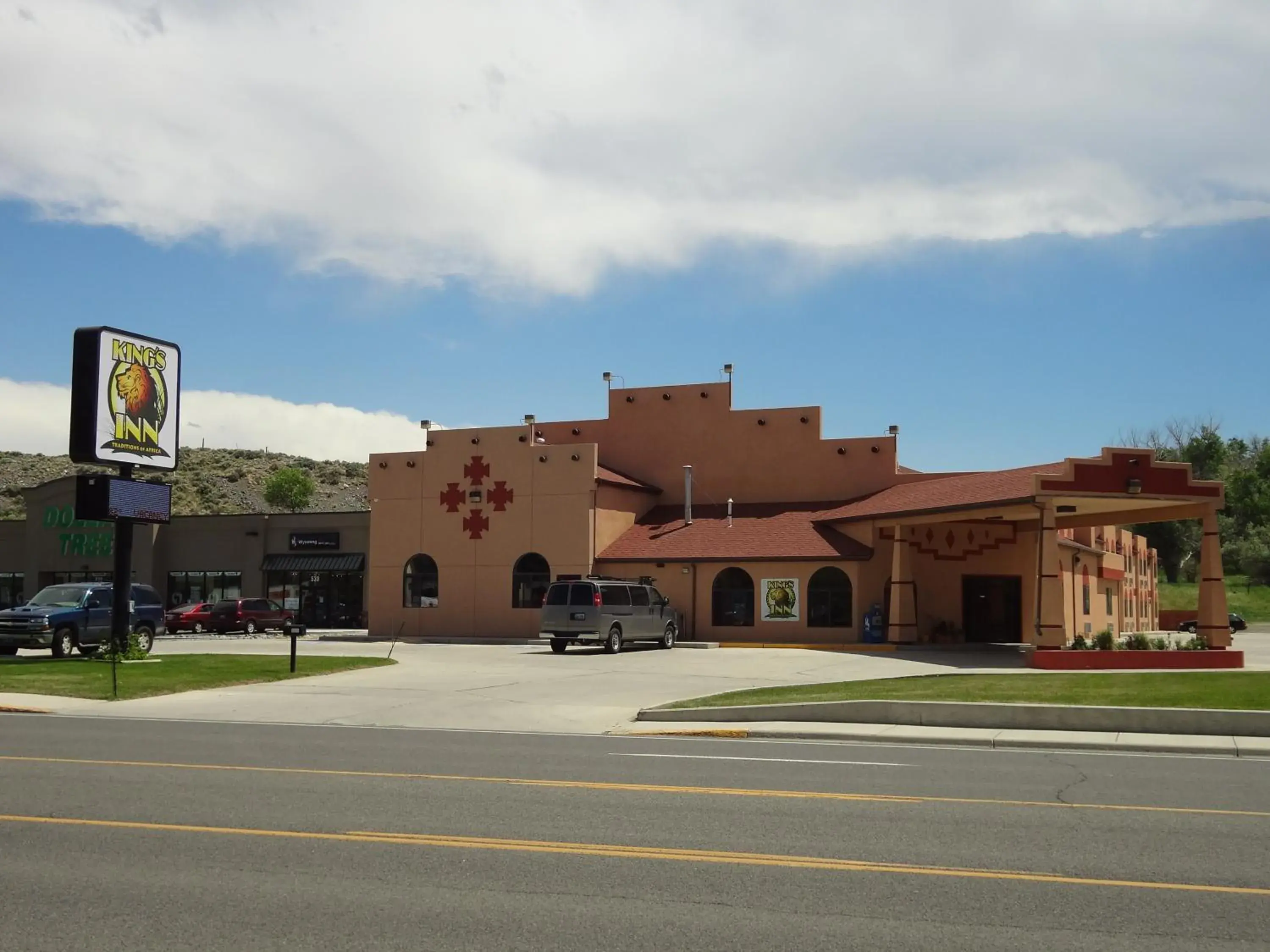 Property building in Kings Inn Cody Property building in Kings Inn Cody