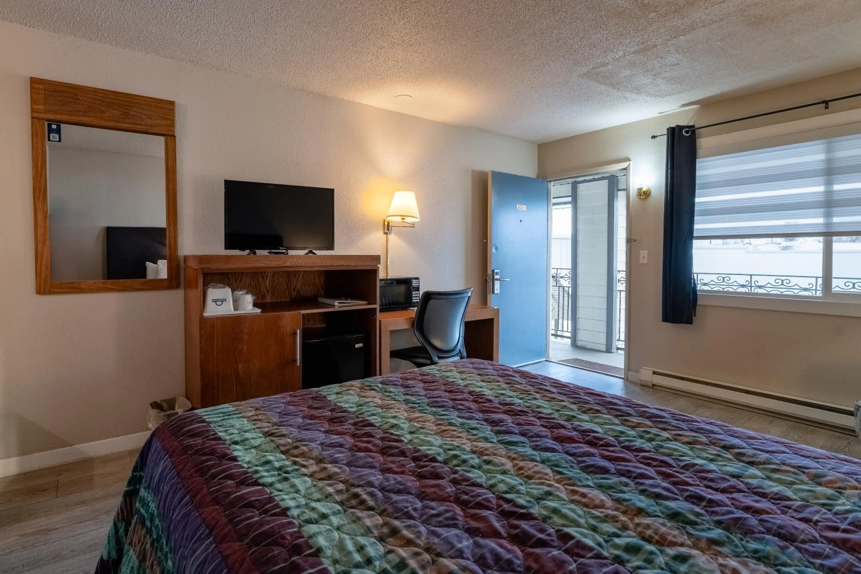 Bed in Days Inn by Wyndham Burns