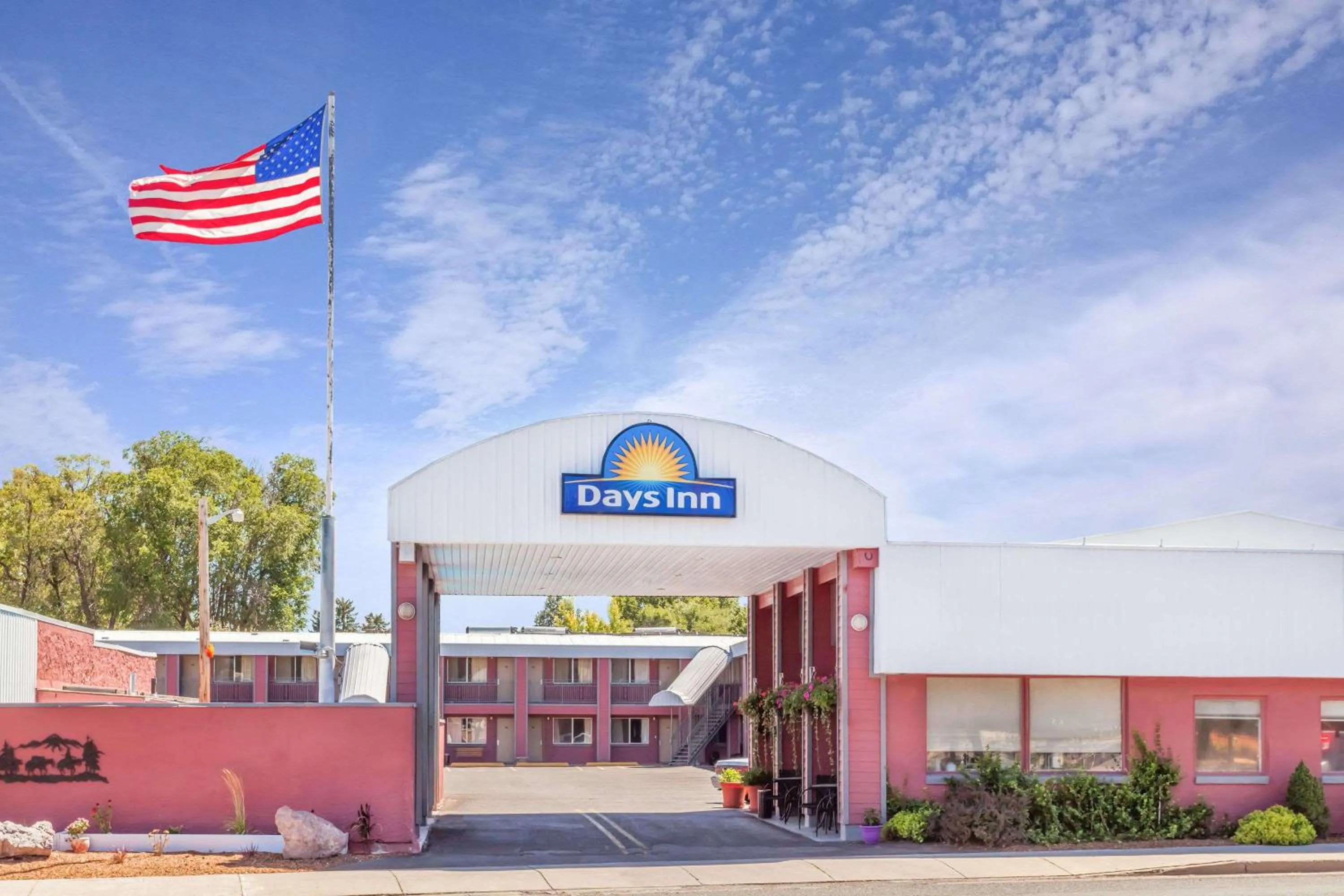 Property building in Days Inn by Wyndham Burns