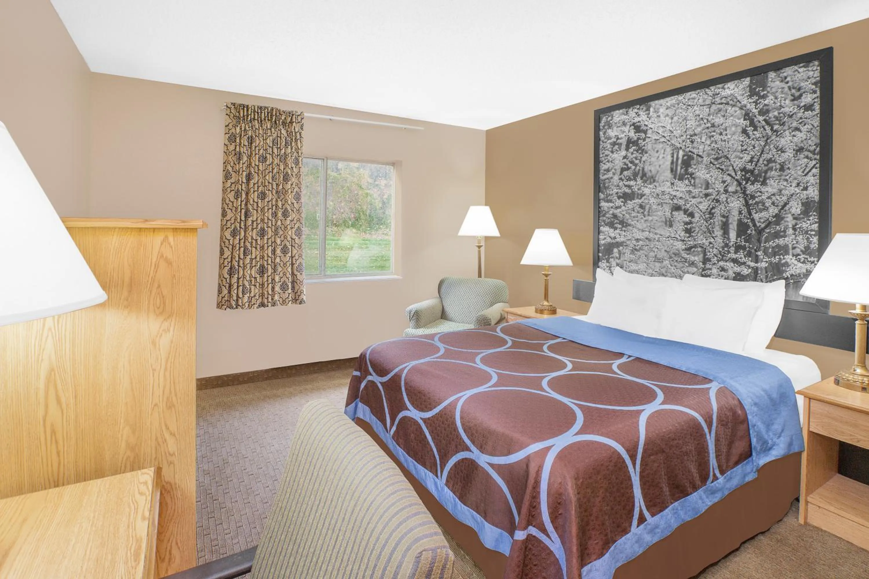 Bedroom, Bed in Super 8 by Wyndham Seville