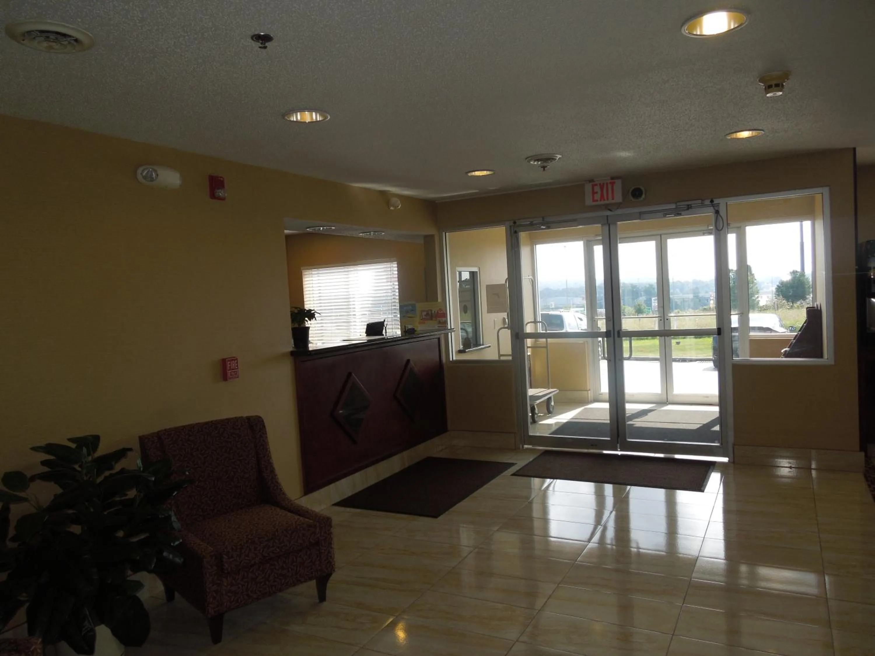 Lobby or reception in Super 8 by Wyndham Seville