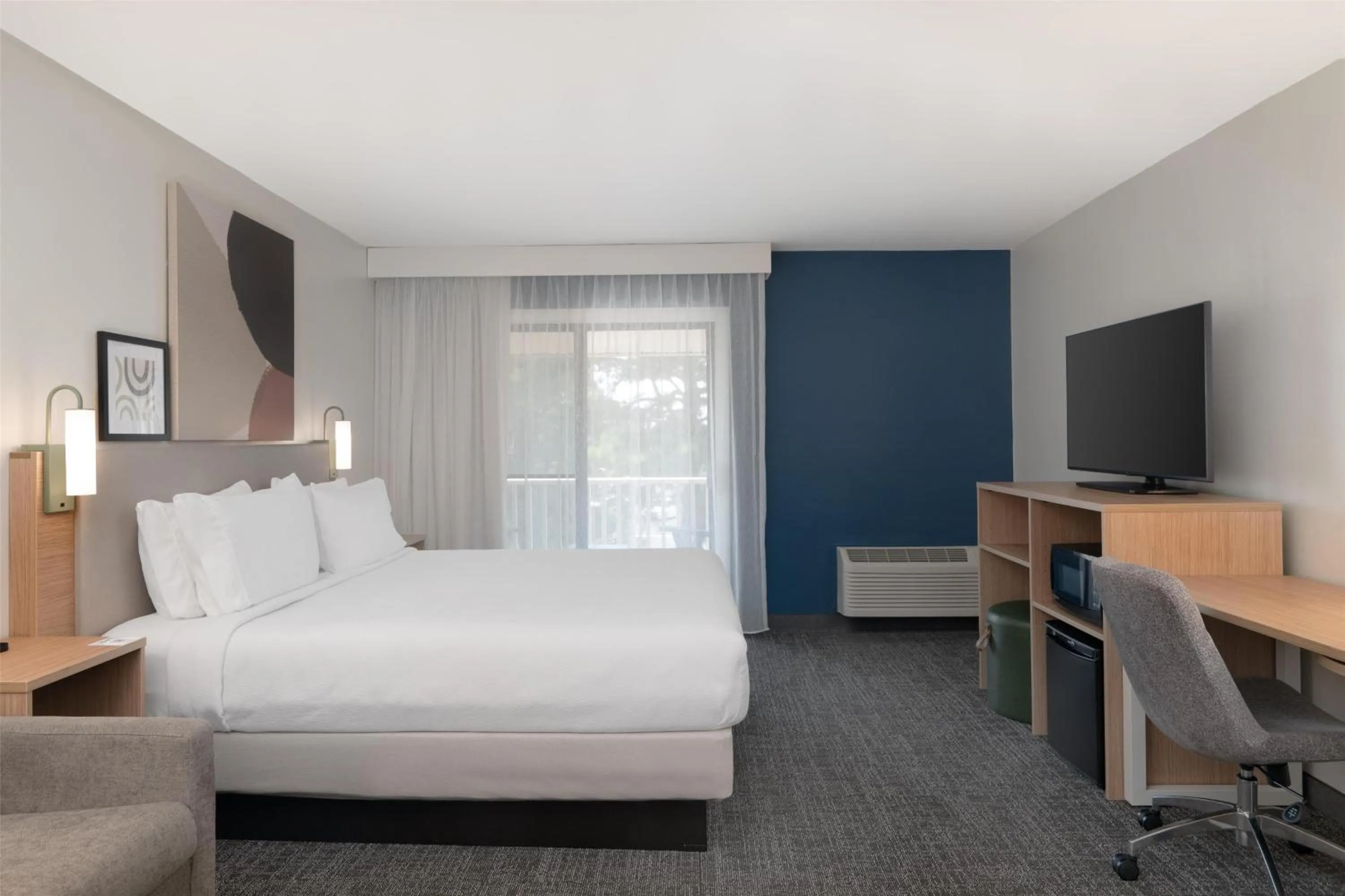 Bedroom, Bed in Spark by Hilton Chincoteague Island