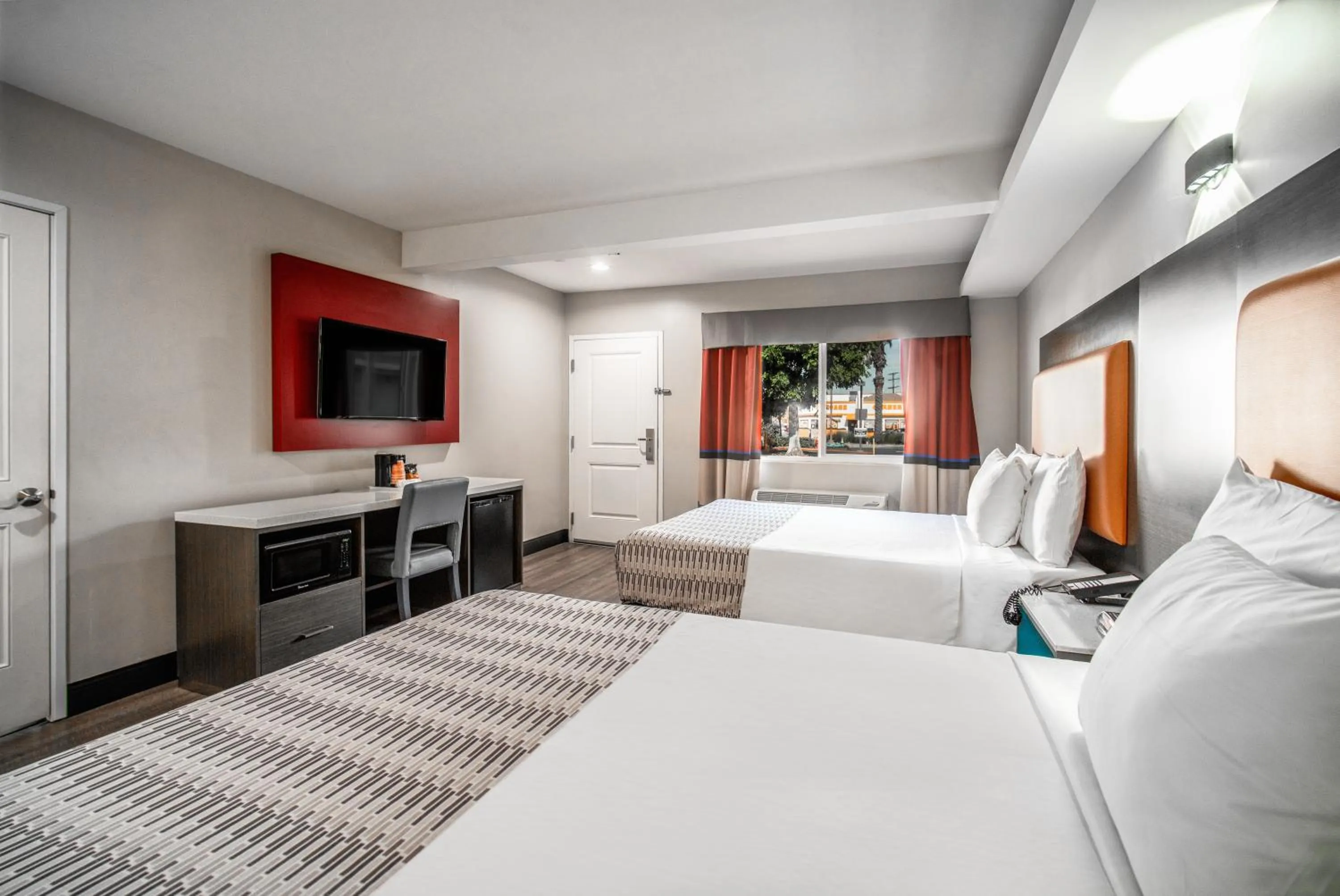 Bed in Rodeway Inn South Gate - Los Angeles South