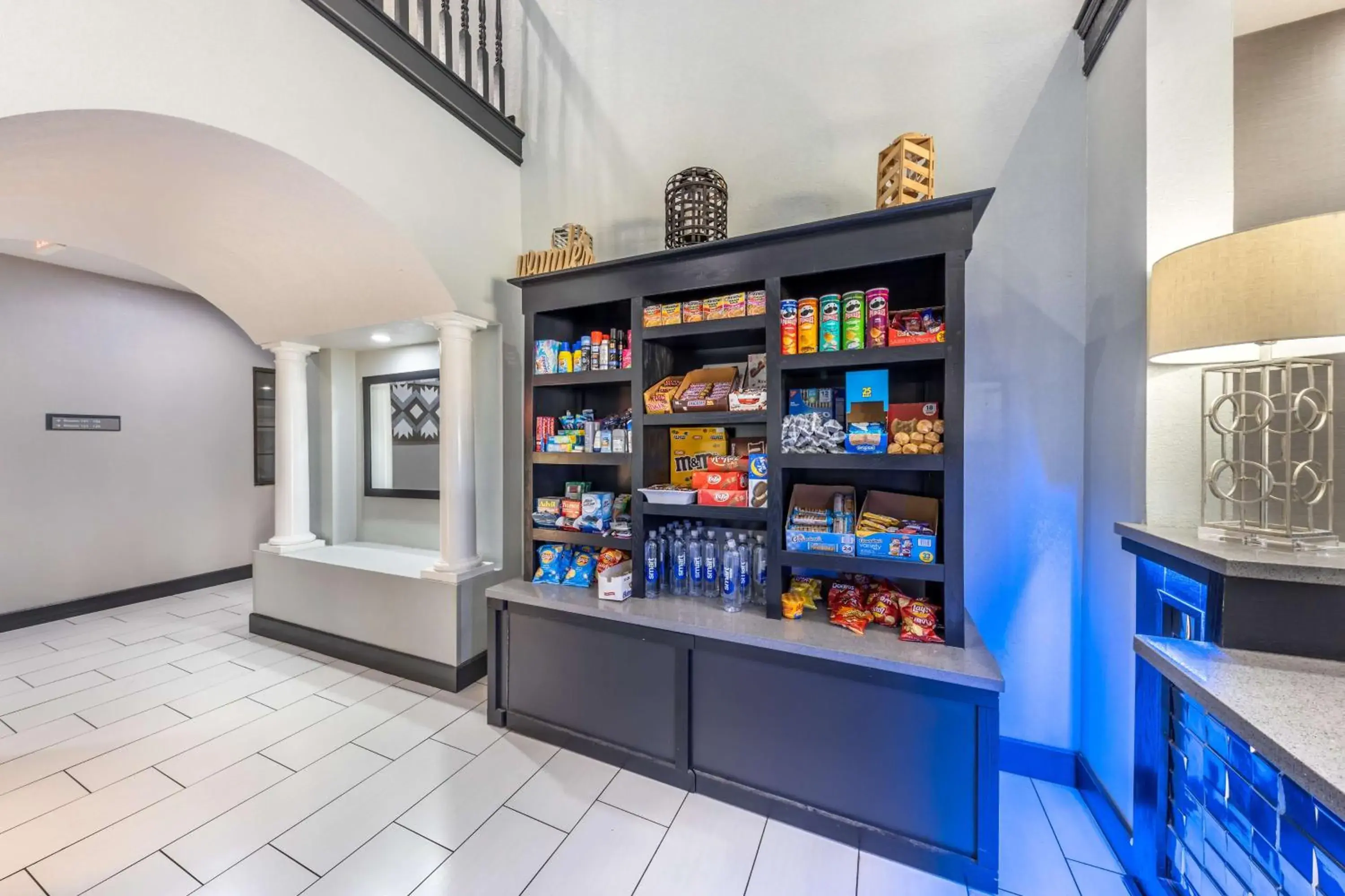 Property building in Best Western Atoka Inn & Suites Property building in Best Western Atoka Inn & Suites