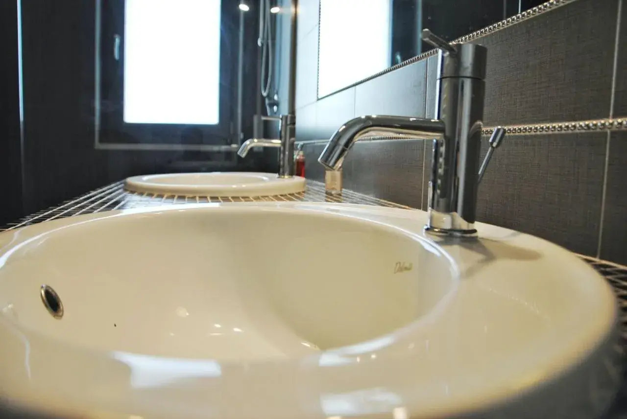 Triple Room with Bathroom in B&B Angelina Triple Room with Bathroom in B&B Angelina