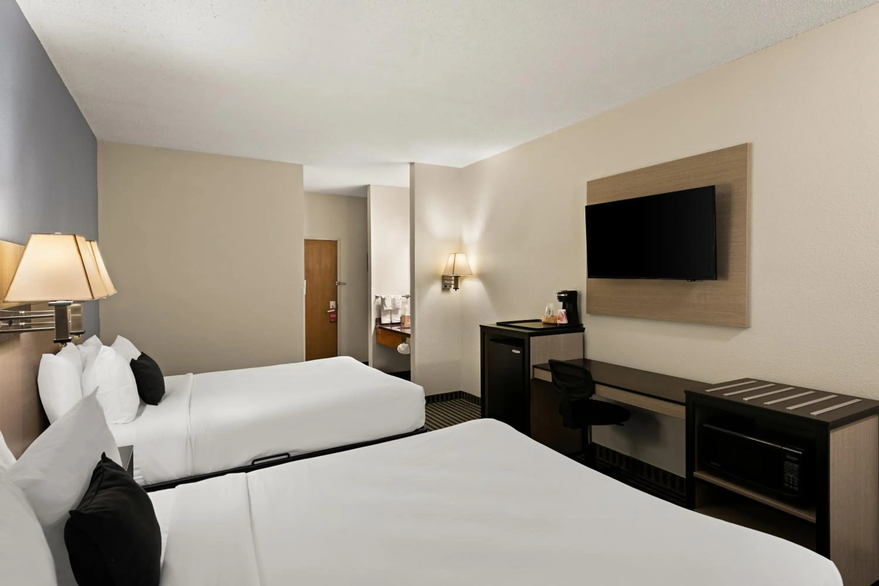 Bed in Red Lion Inn &amp; Suites Gretna - Omaha SW