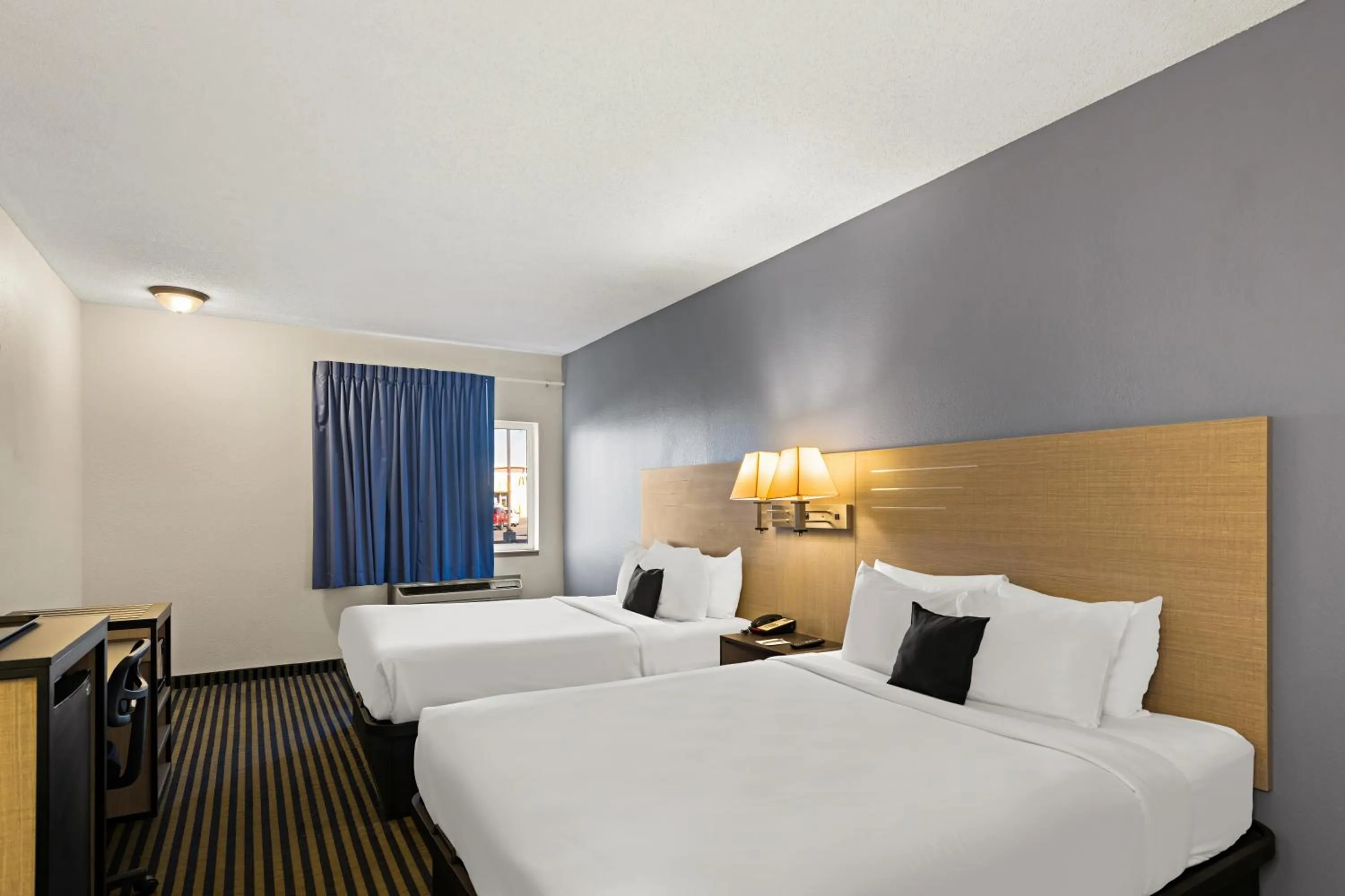 Bed in Red Lion Inn &amp; Suites Gretna - Omaha SW