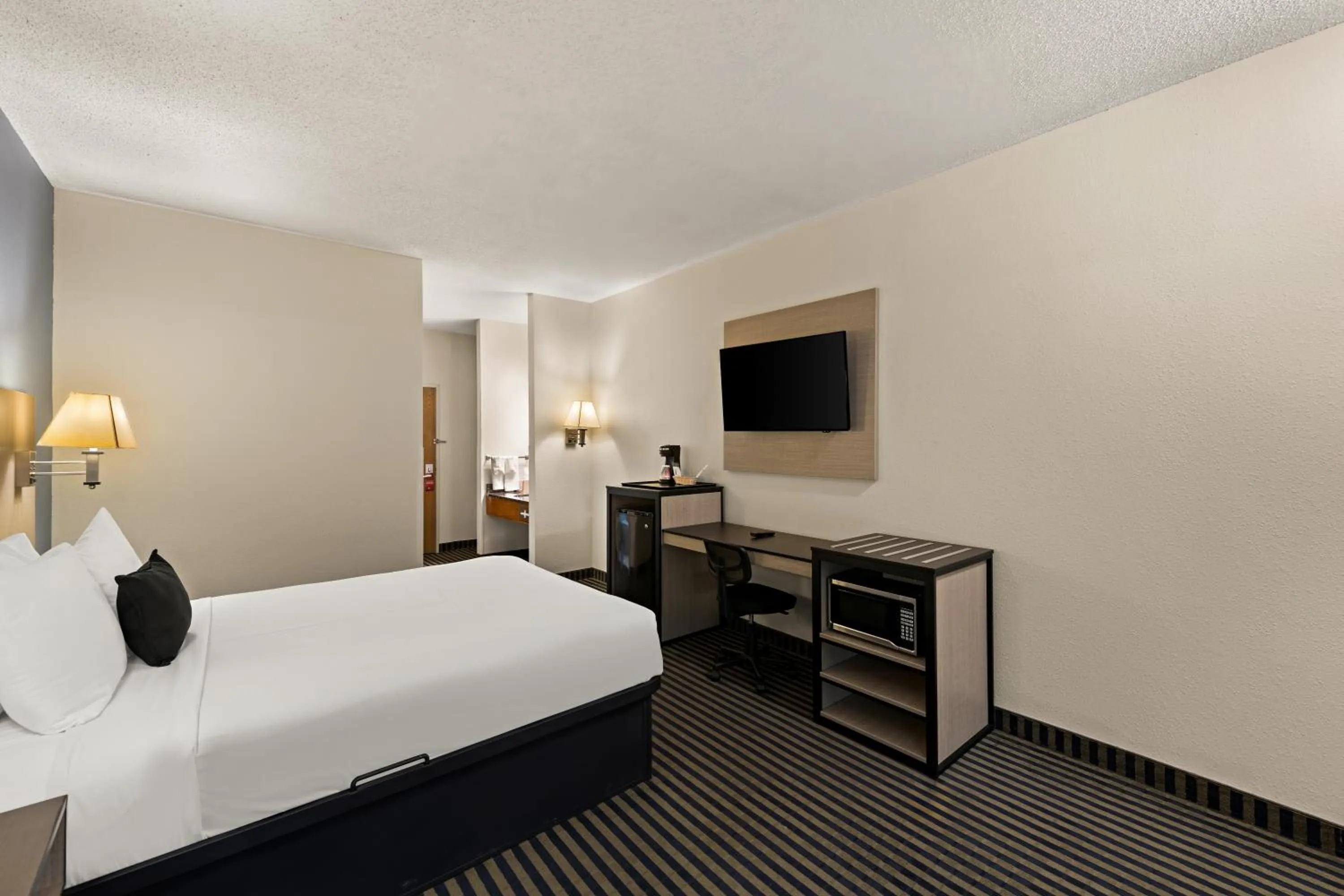 Bed in Red Lion Inn &amp; Suites Gretna - Omaha SW