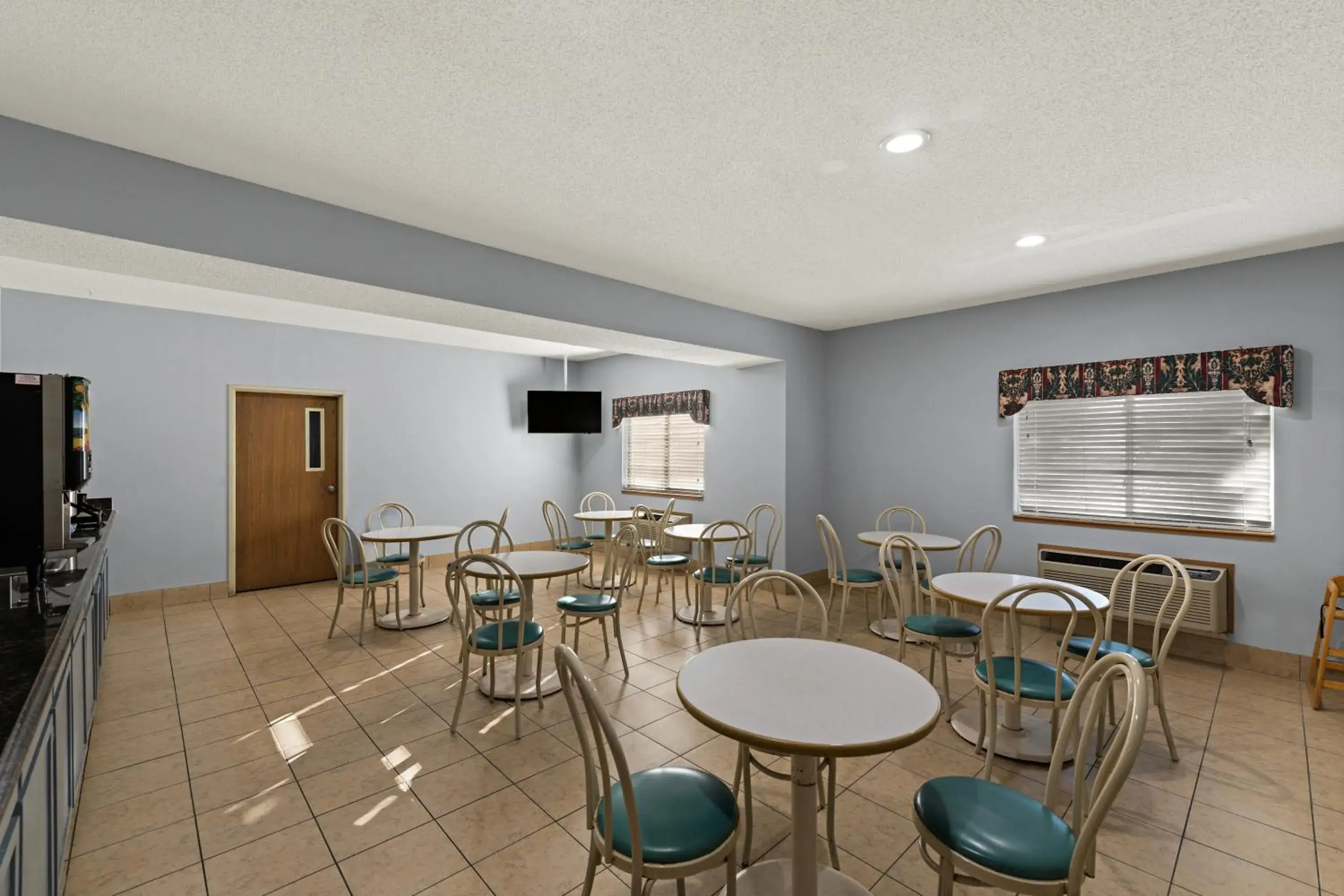 Restaurant/places to eat in Red Lion Inn & Suites Gretna - Omaha SW Restaurant/places to eat in Red Lion Inn & Suites Gretna - Omaha SW