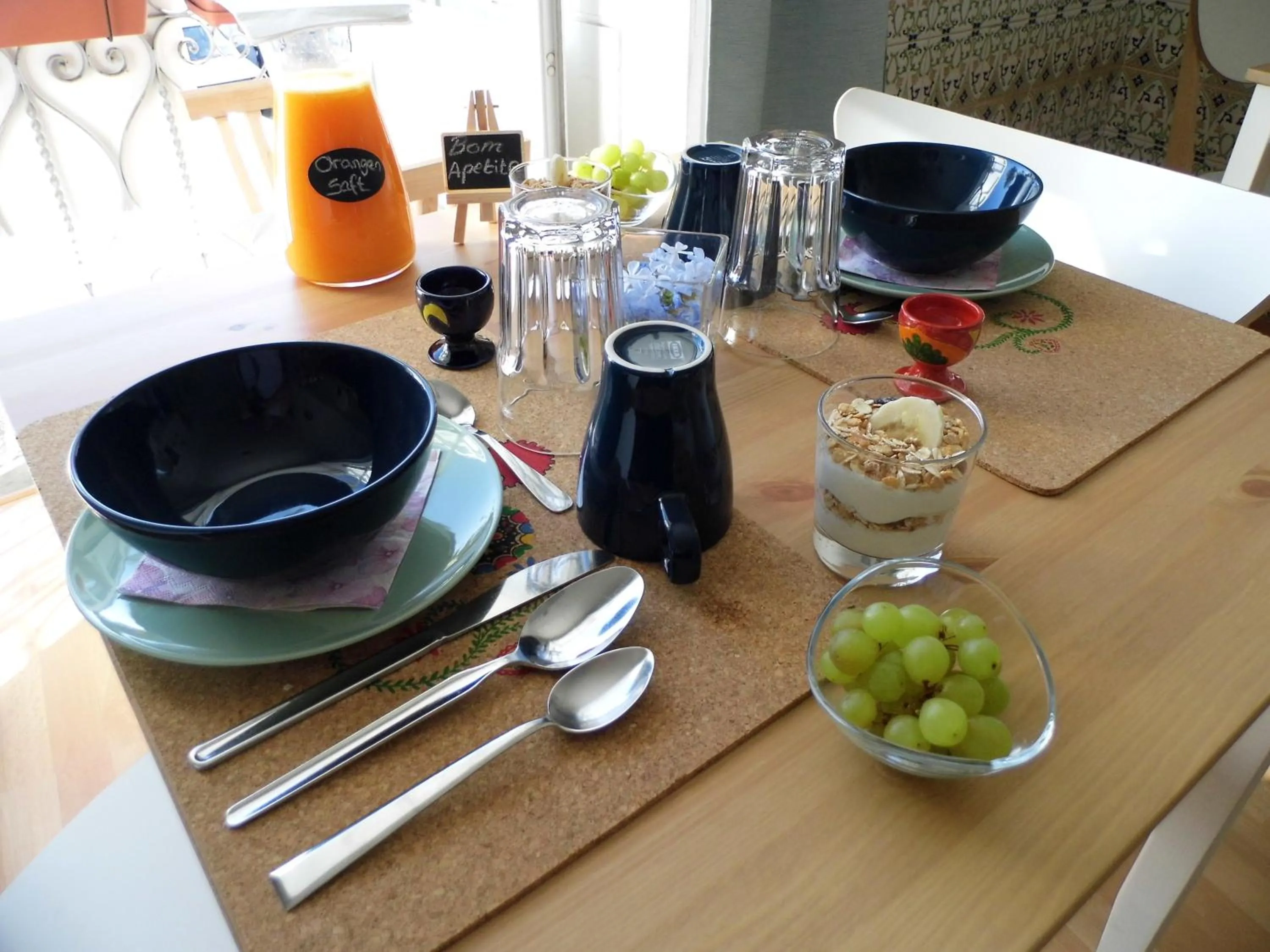 Breakfast in Bea's Bed & Breakfast