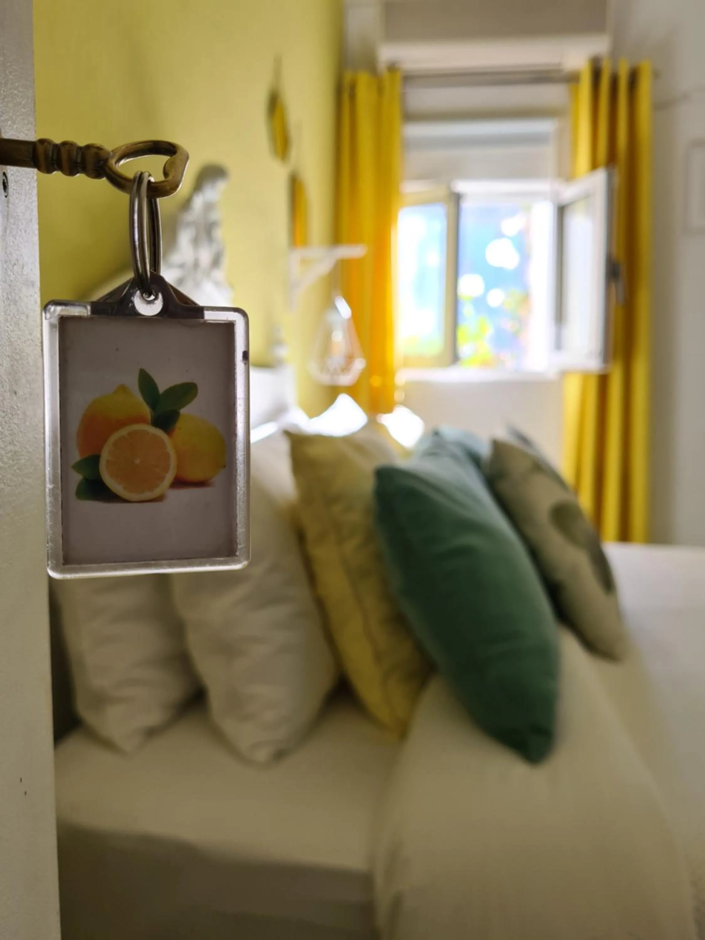 Decorative detail, Bed in Bea's Bed & Breakfast