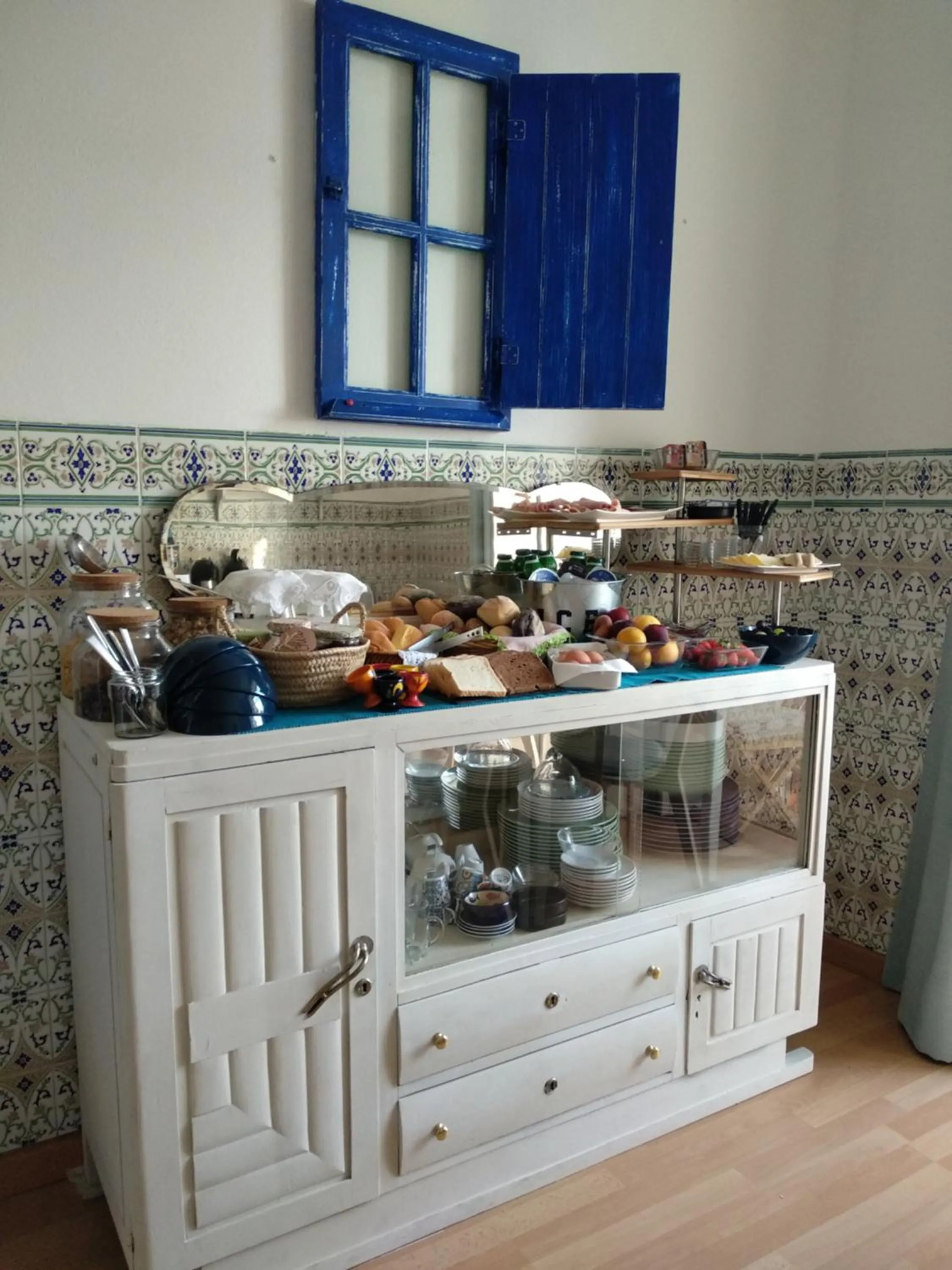 Food in Bea's Bed & Breakfast