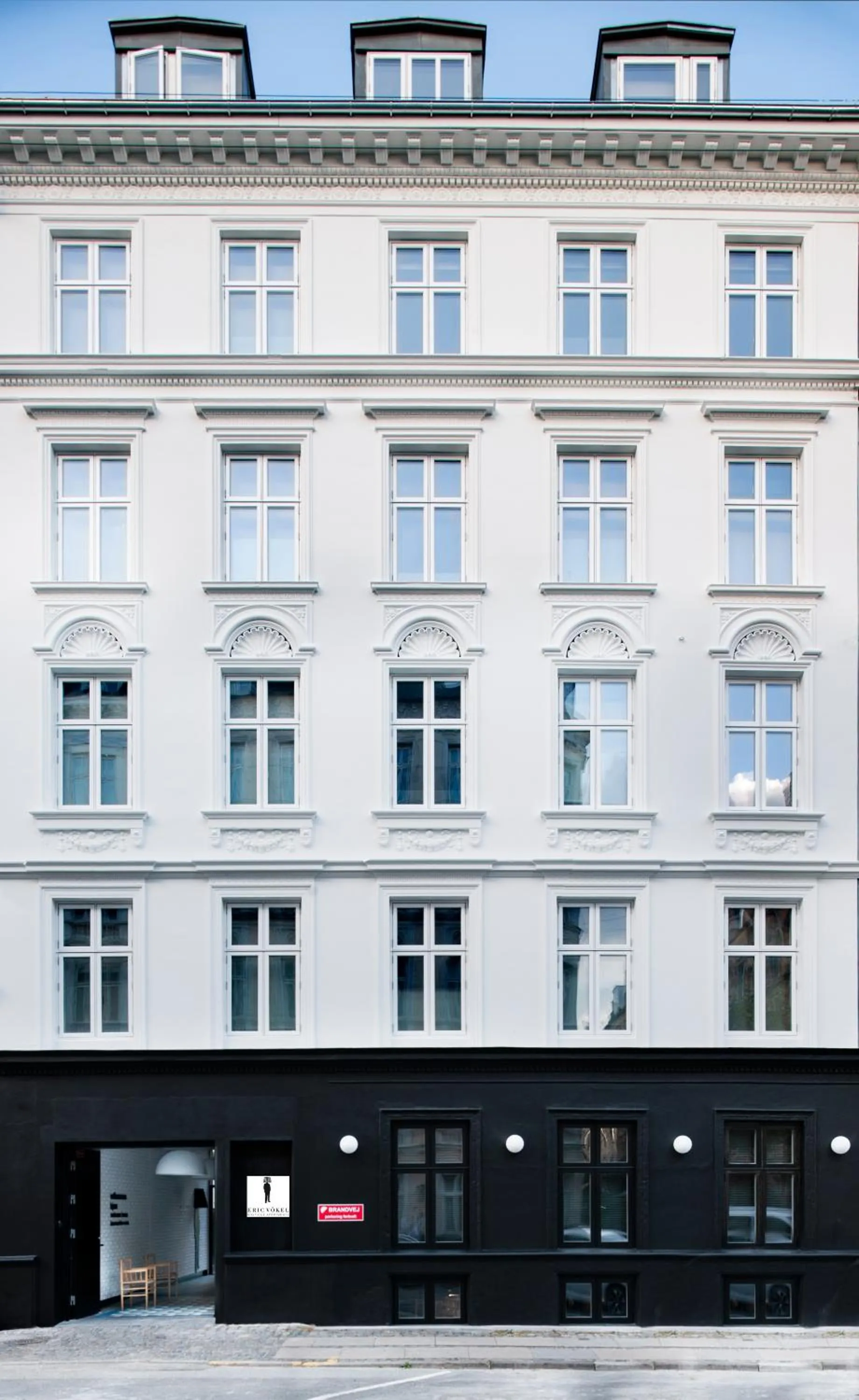 Property building in Eric Vökel Boutique Apartments - Copenhagen Suites
