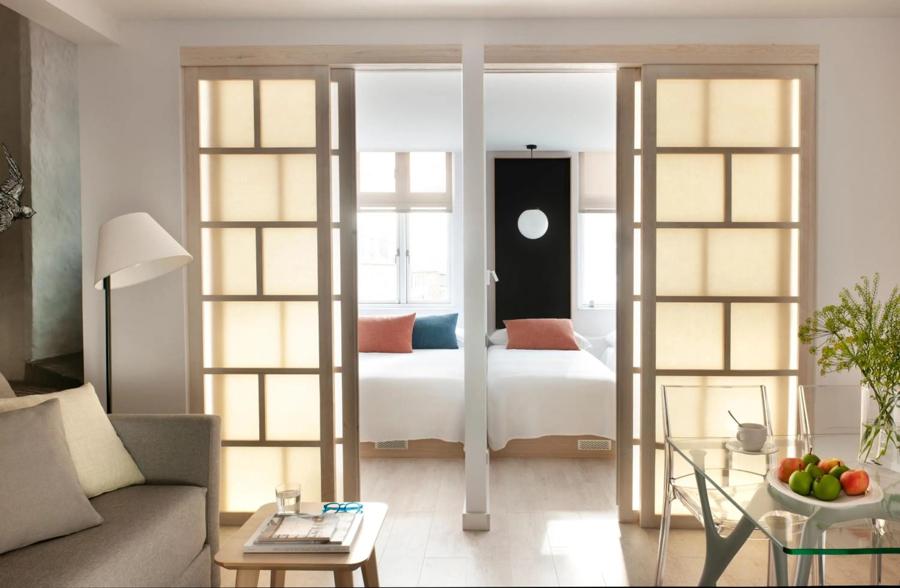 Bed in Eric Vökel Boutique Apartments - Copenhagen Suites