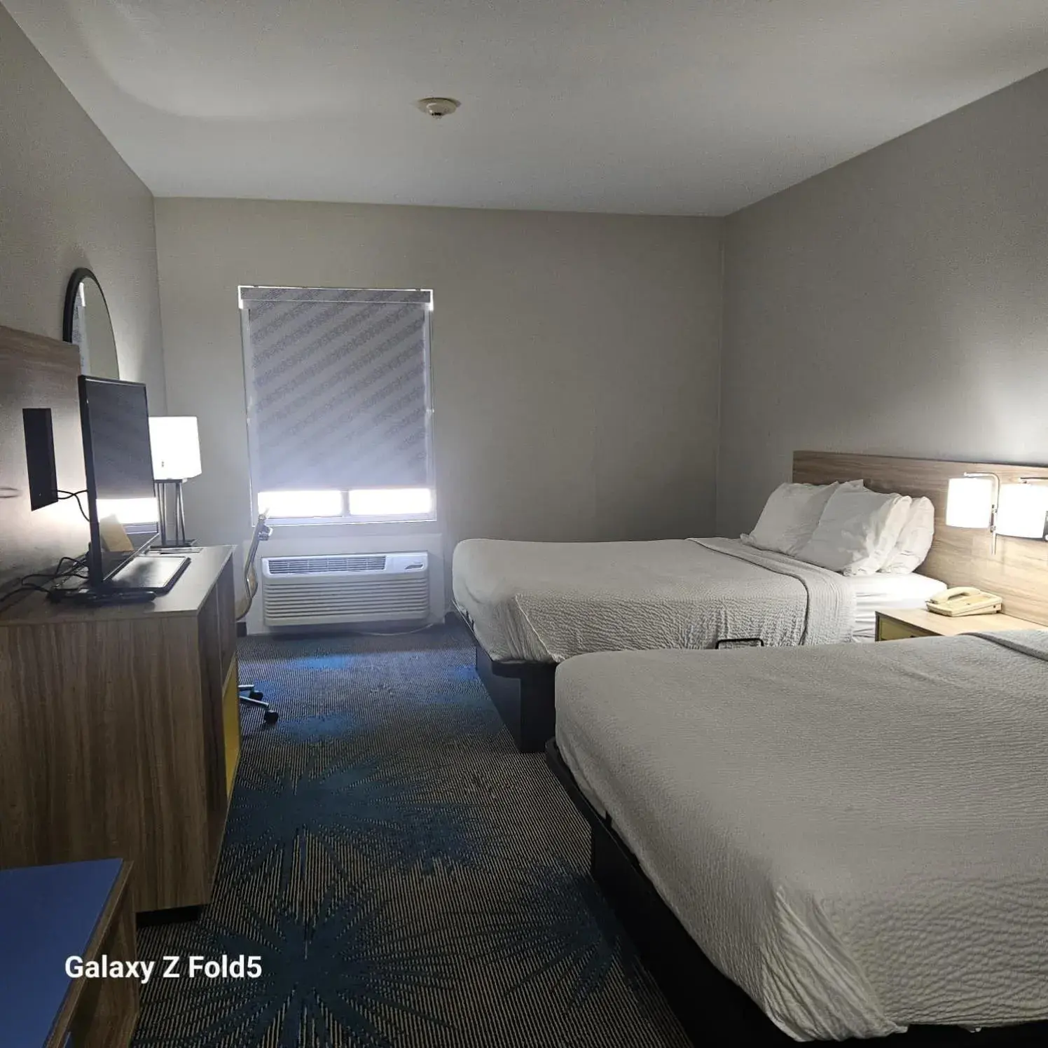 Bed in Days Inn by Wyndham Jefferson City Bed in Days Inn by Wyndham Jefferson City