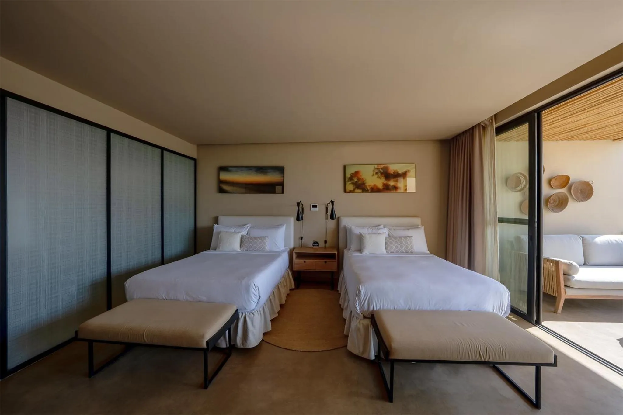 Text overlay, Bed in Norte Suites Boutique