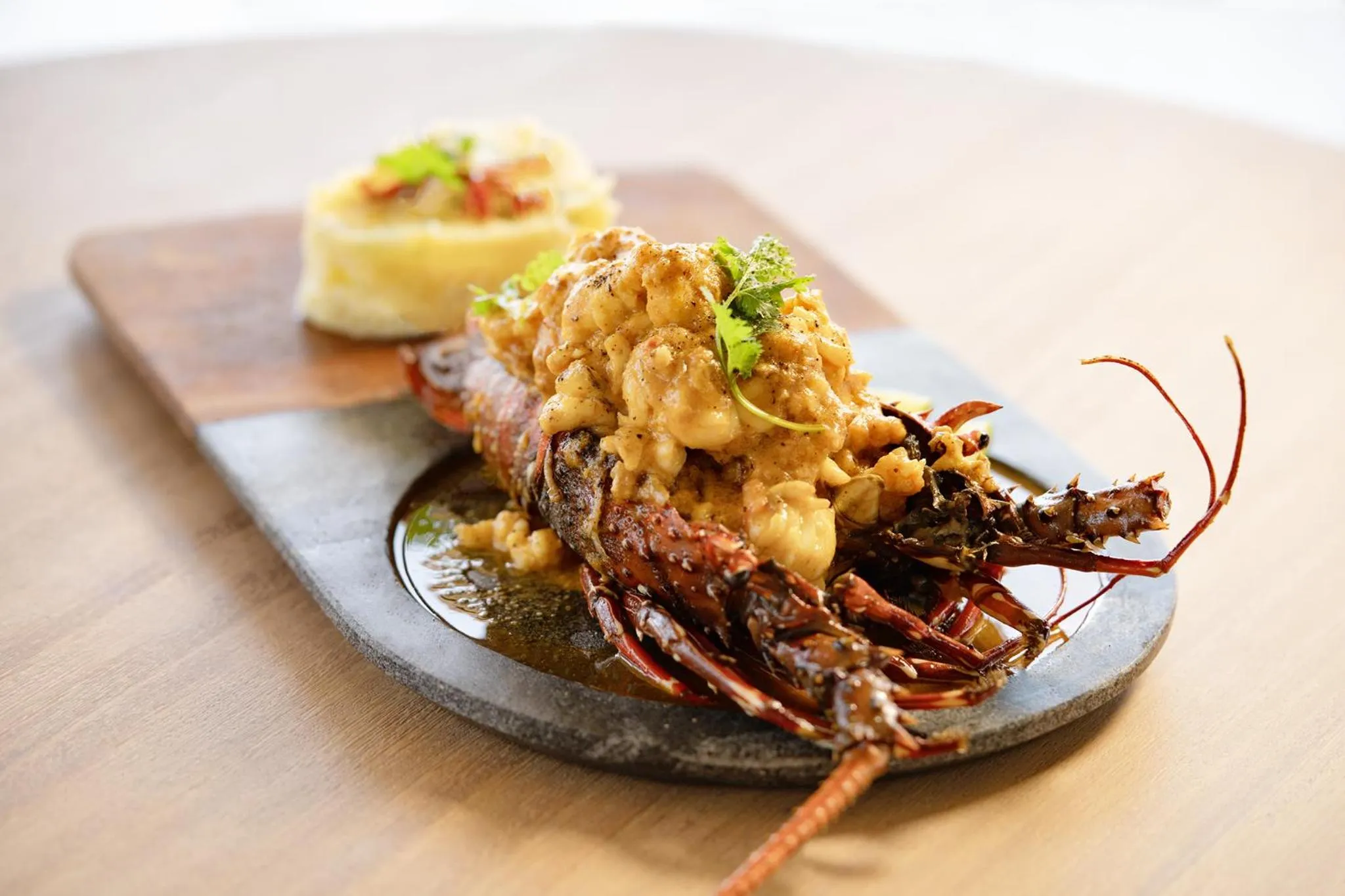 Food in Norte Suites Boutique