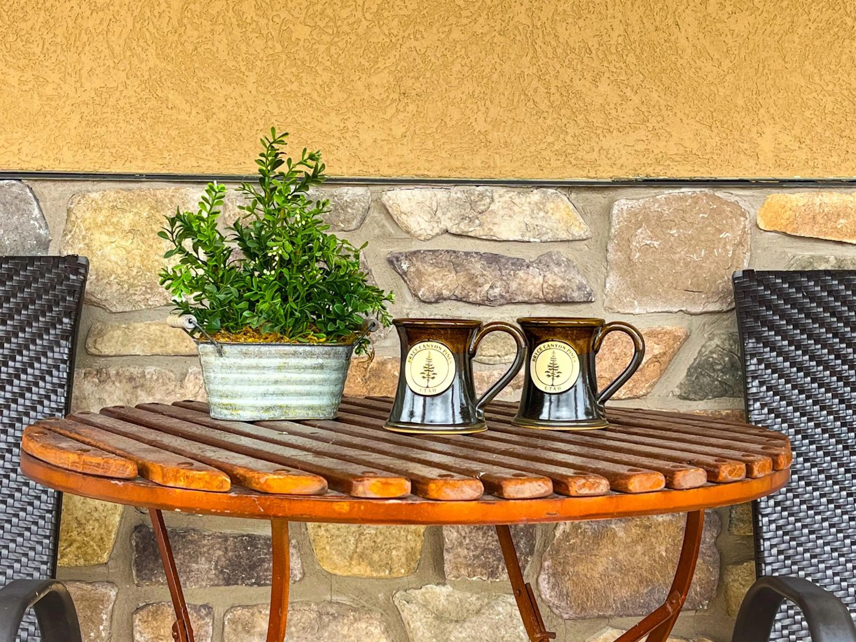 Patio in Bryce Canyon Pines Lodge