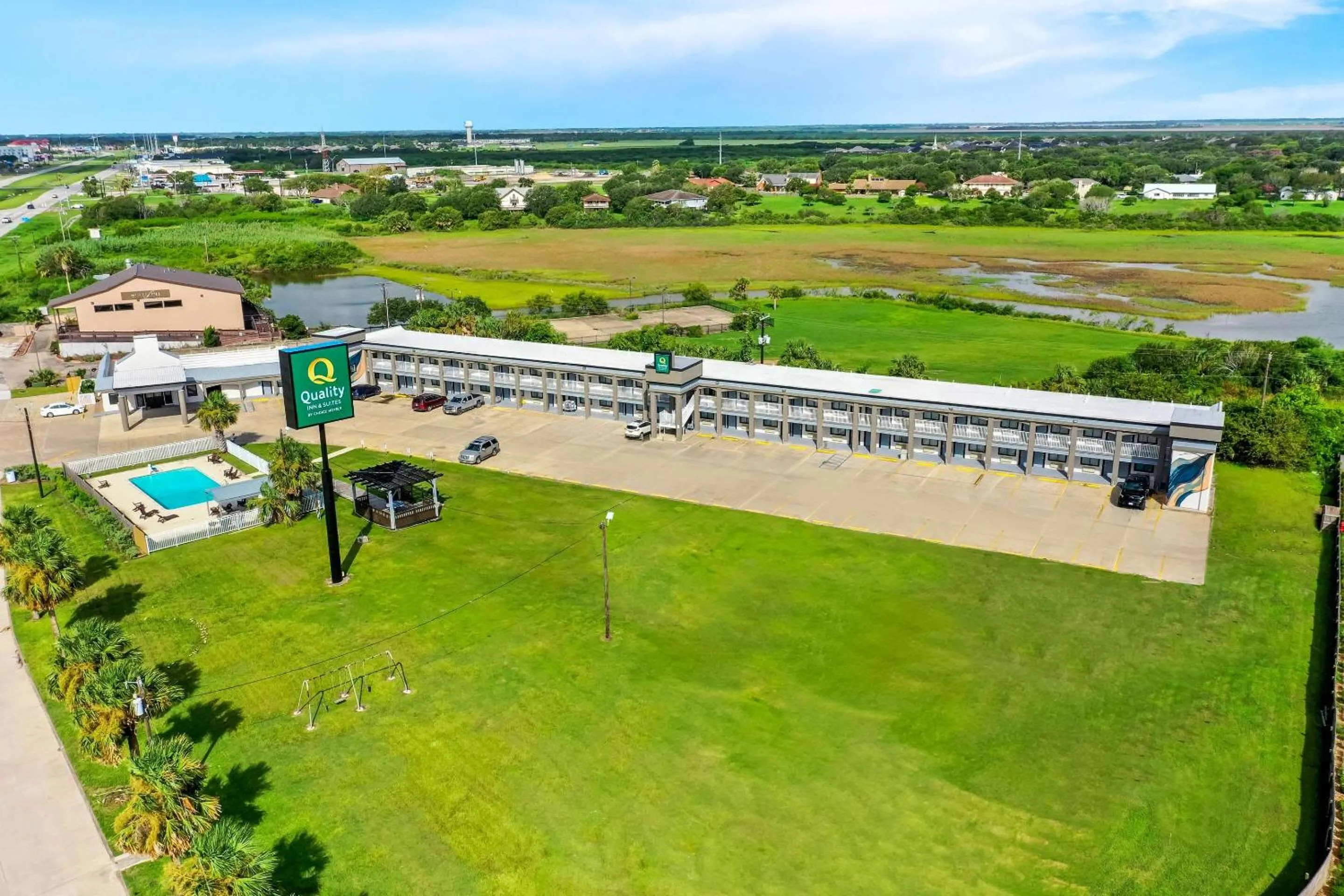 Property building in Quality Inn & Suites Port Lavaca near Lighthouse Beach