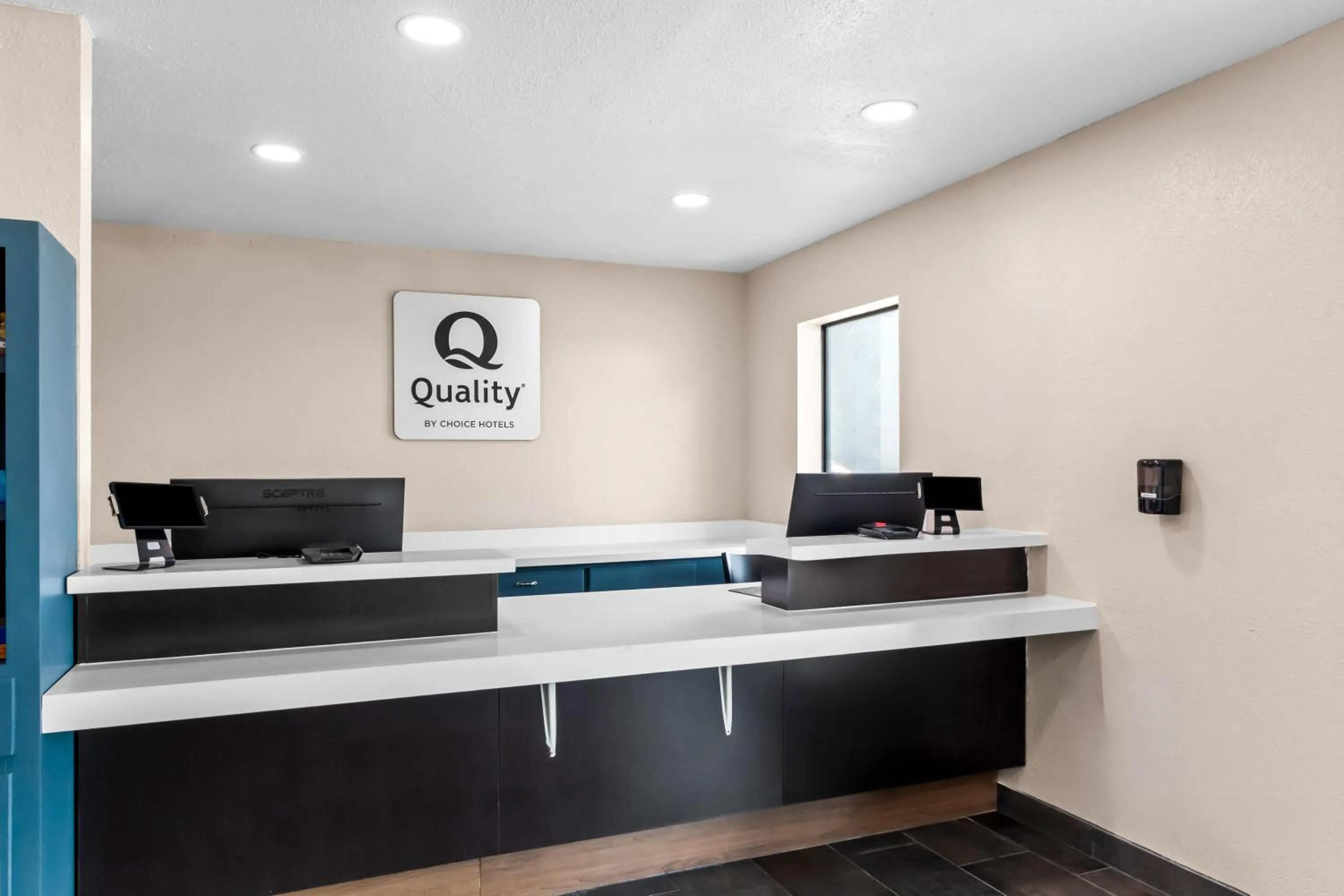 Quality Inn & Suites Port Lavaca near Lighthouse Beach