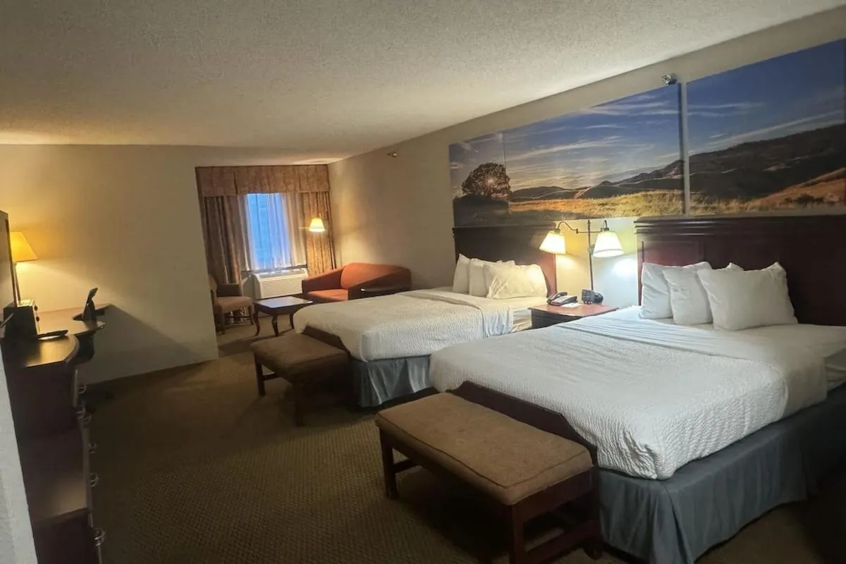Photo of the whole room, Bed in Days Inn by Wyndham Sturgis