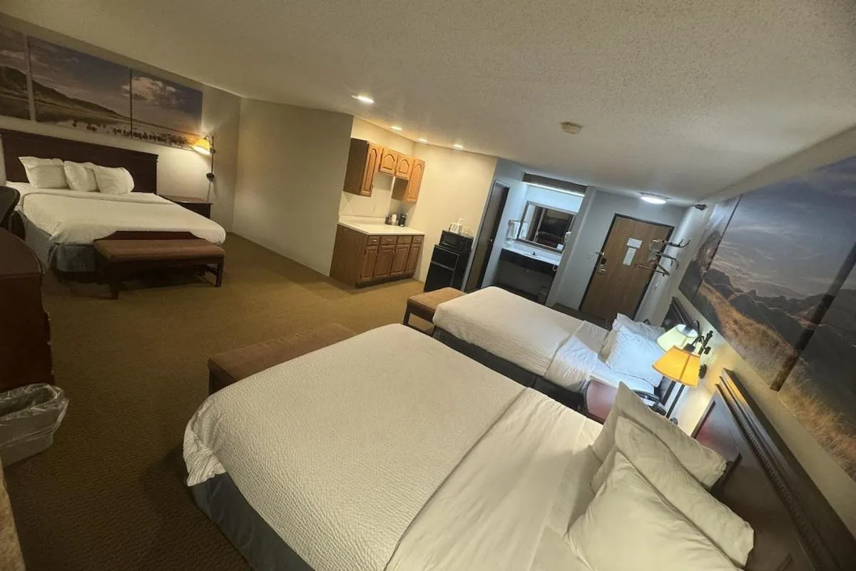 Bedroom, Bed in Days Inn by Wyndham Sturgis