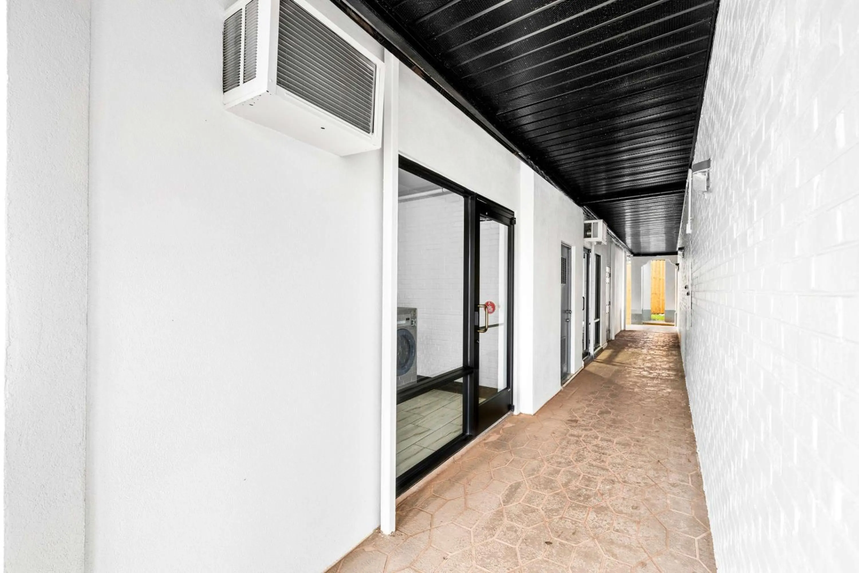 Property building in SureStay by Best Western Huntsville University Area