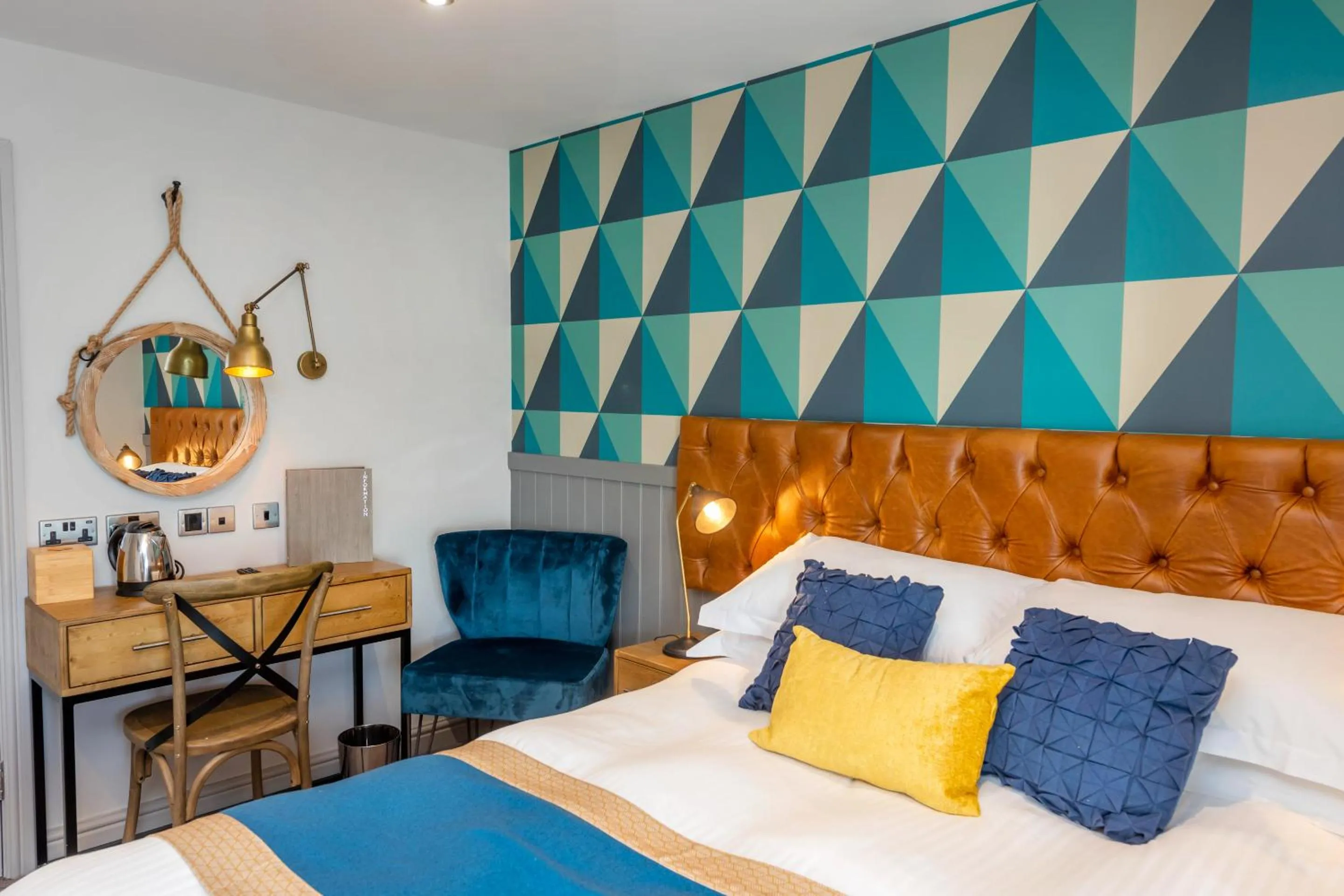 Bedroom, Bed in Inn on the Shore