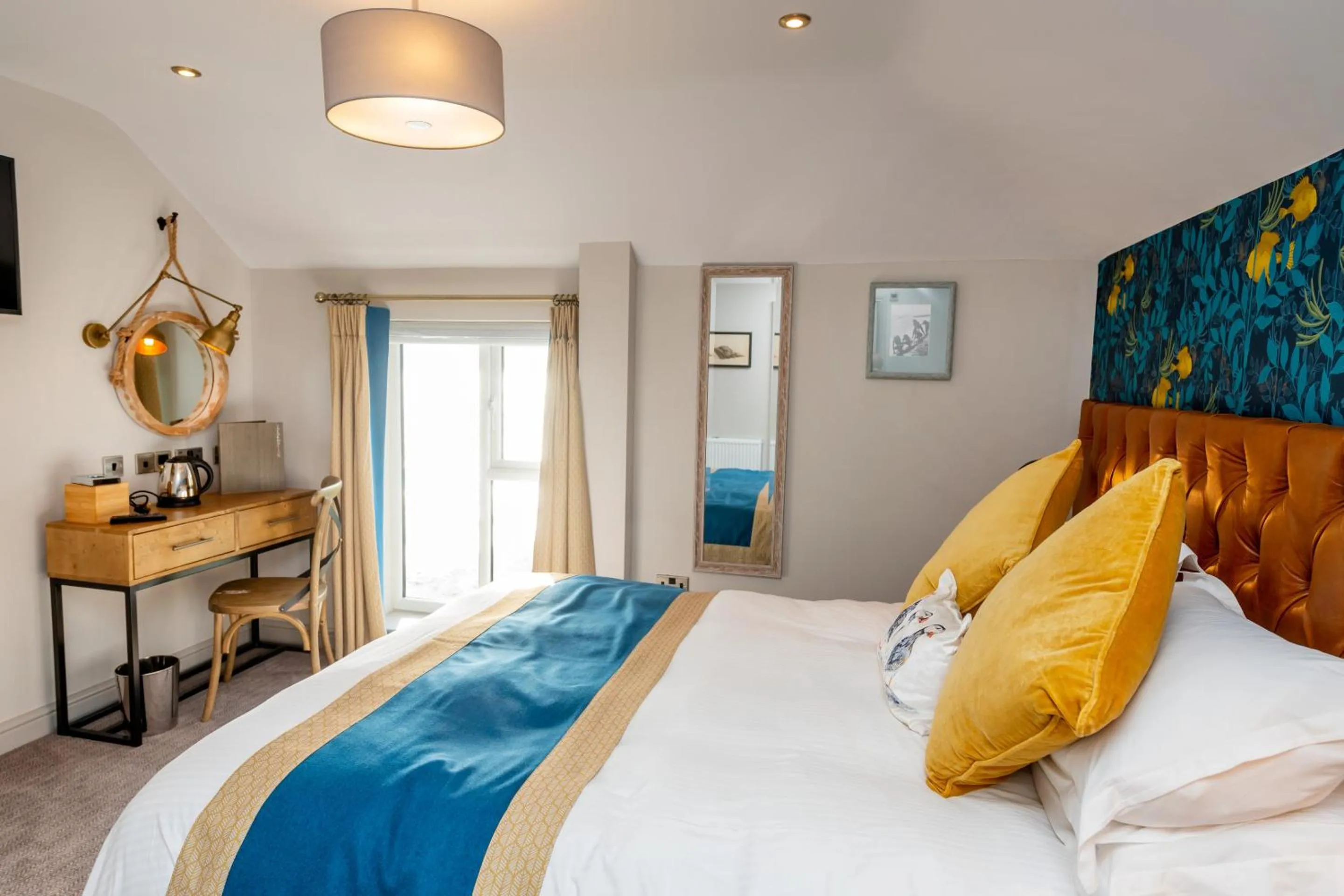 Bedroom, Bed in Inn on the Shore