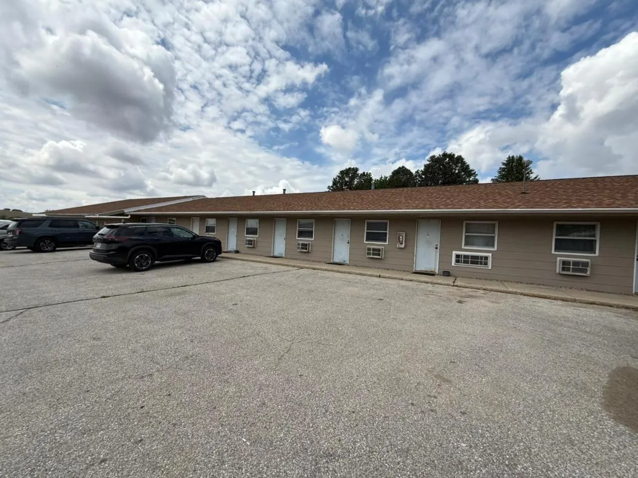 Property building in Hotel O Castle Town Ida Grove Hwy 175