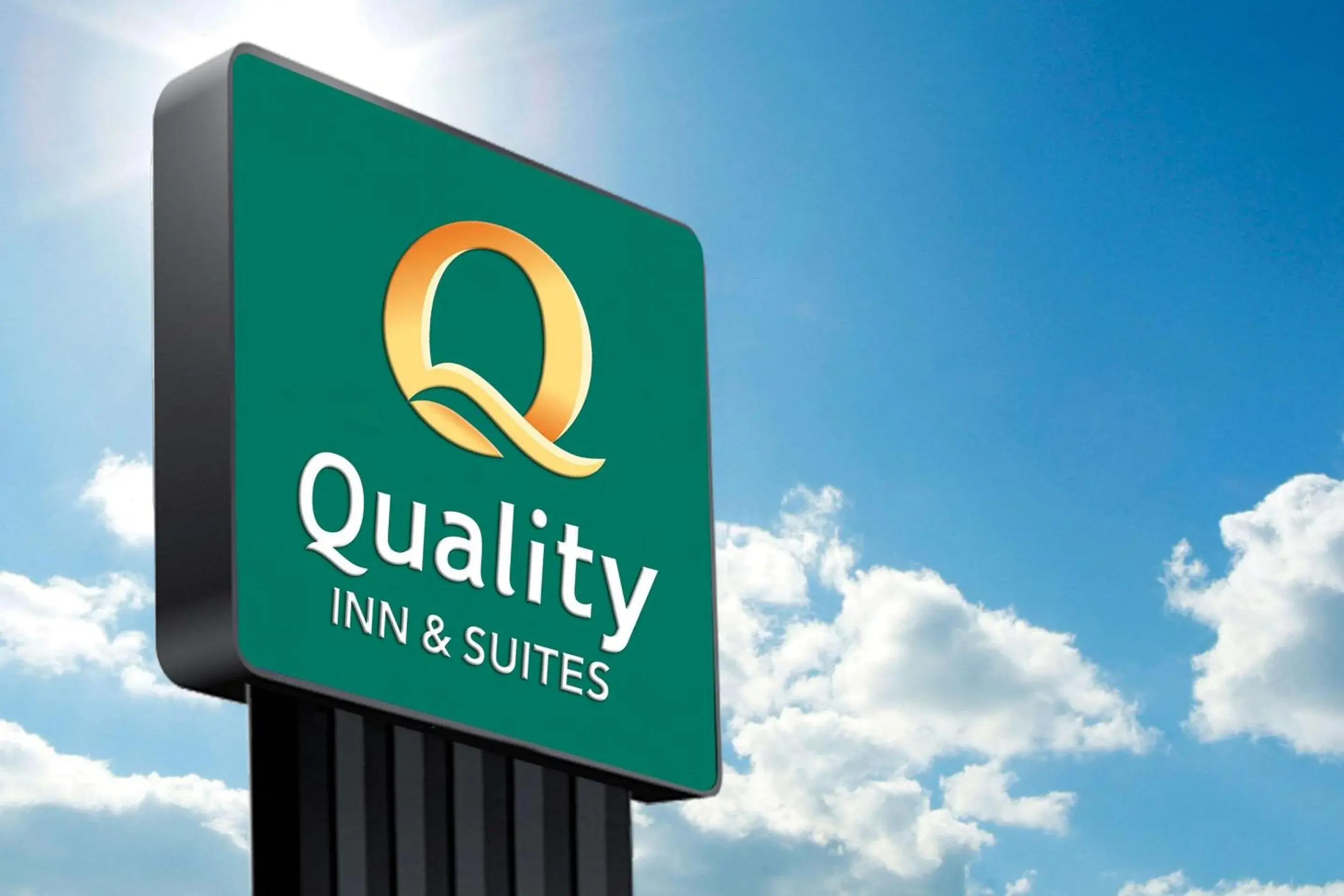 Property building in Quality Inn & Suites Decatur Priceville I-65 Property building in Quality Inn & Suites Decatur Priceville I-65