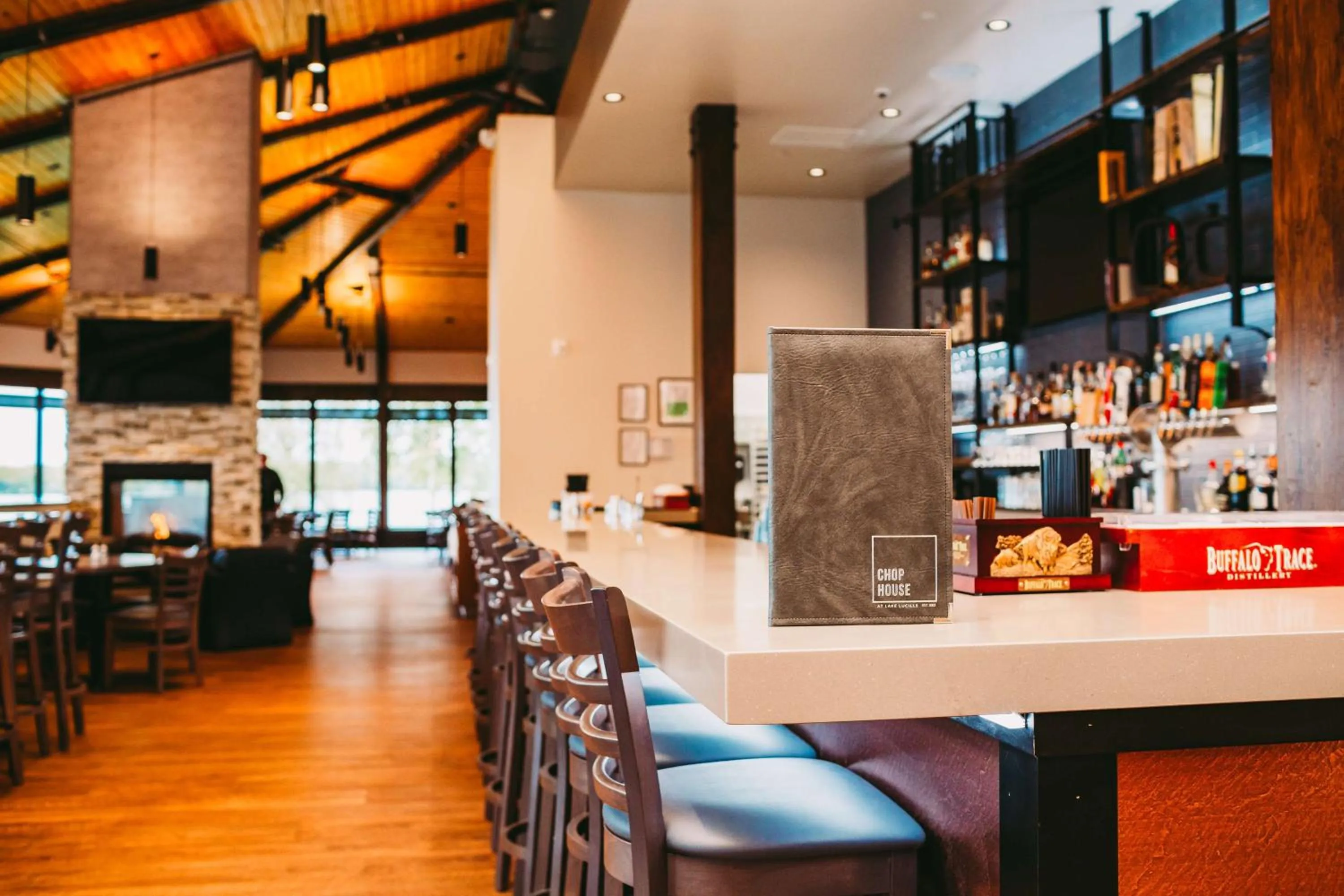 Restaurant/places to eat in Best Western Lake Lucille Inn