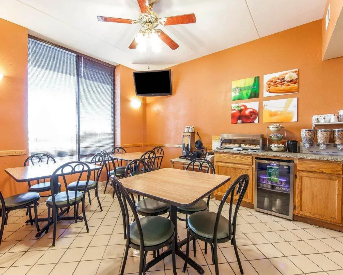 Breakfast in Quality Inn Maysville Breakfast in Quality Inn Maysville