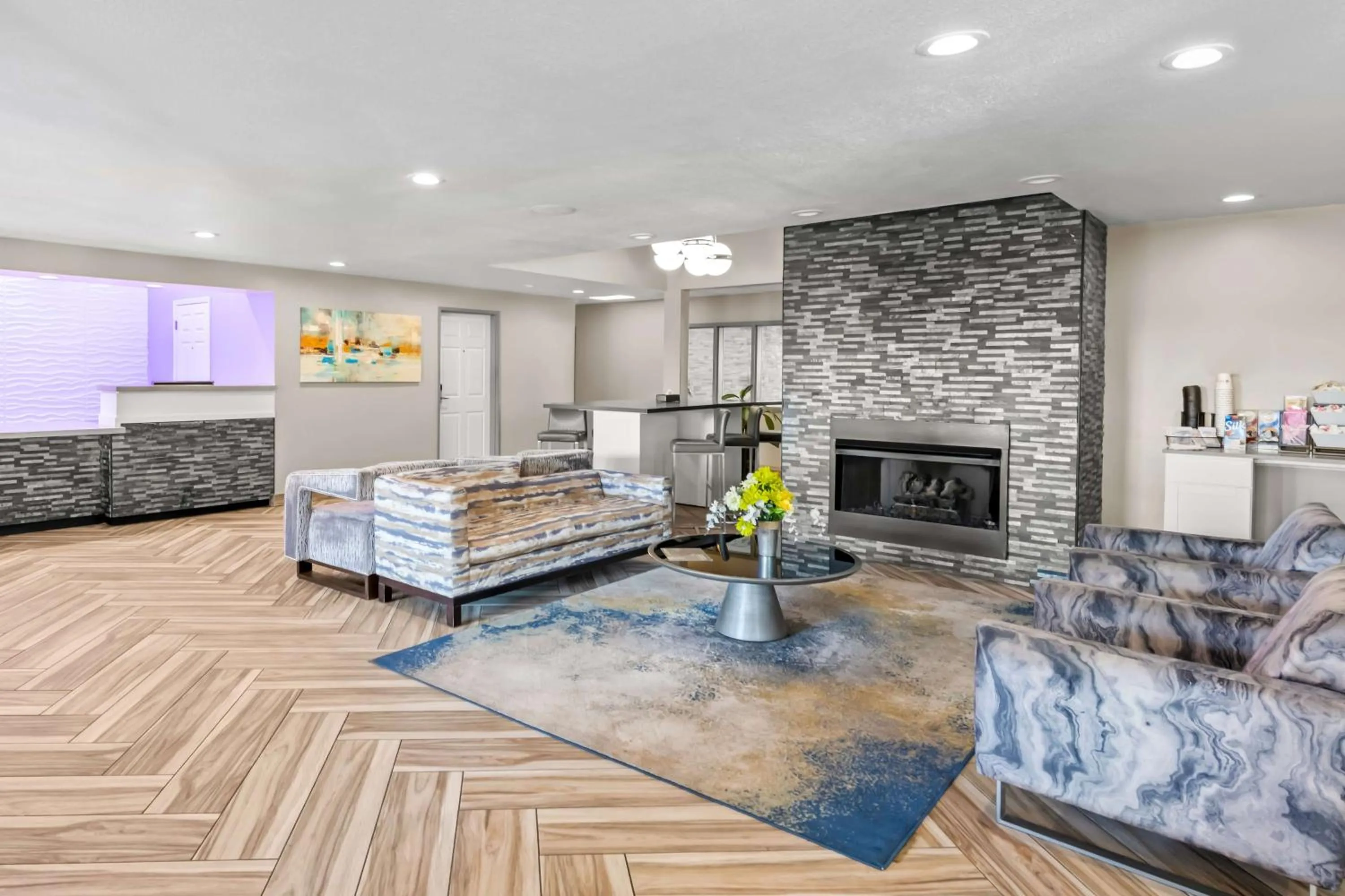 Lobby or reception in Best Western Worlds Of Fun