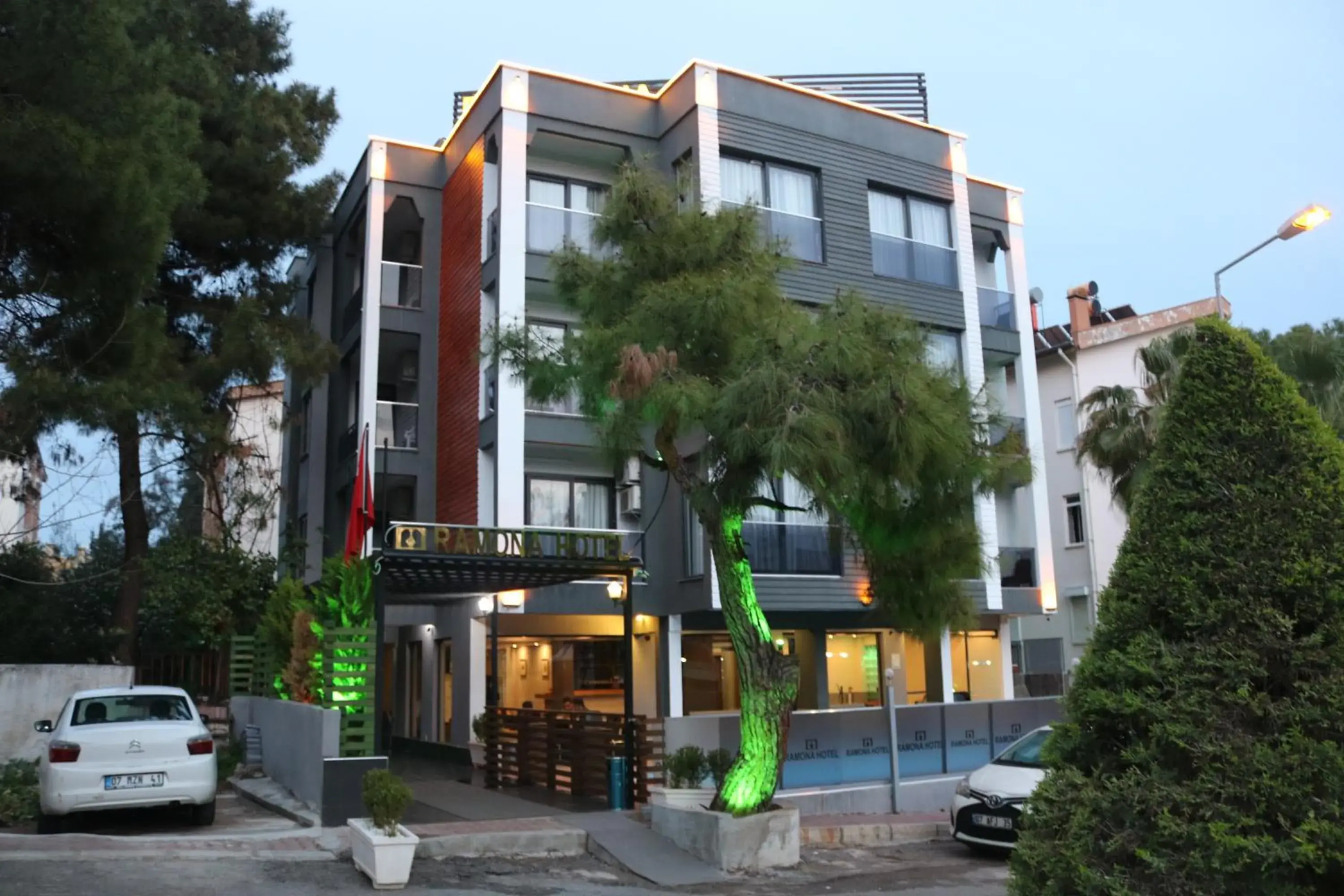 Property building in Antalya Ramona Property building in Antalya Ramona
