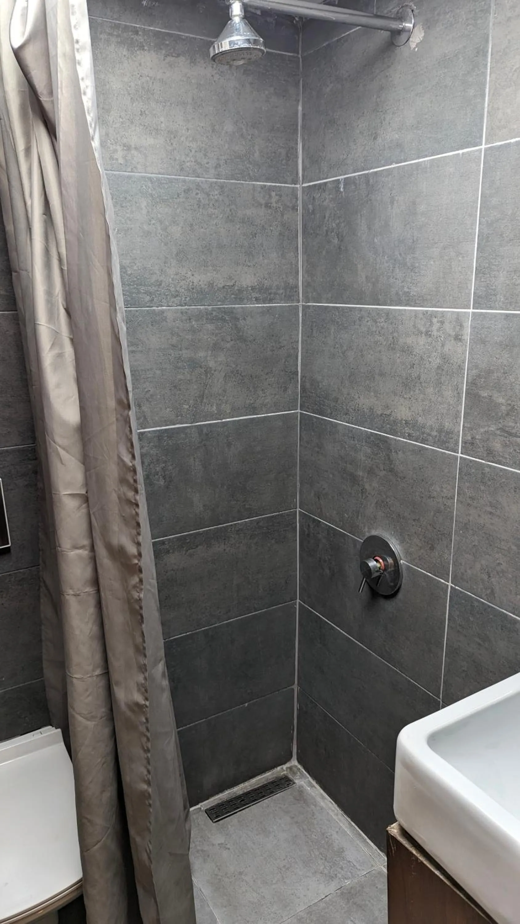 Shower in Antalya Ramona