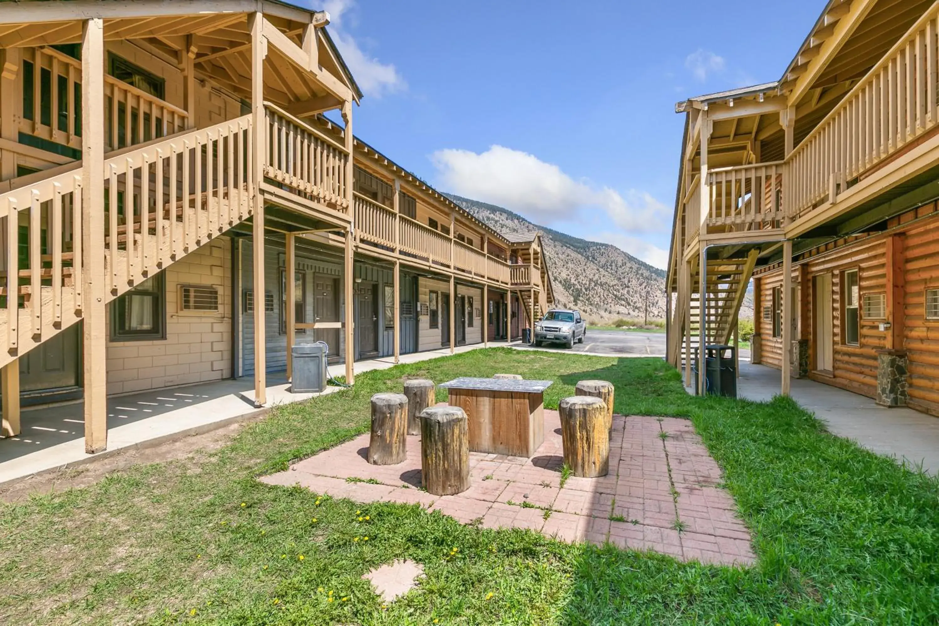 Property building in Georgetown Lodge Property building in Georgetown Lodge